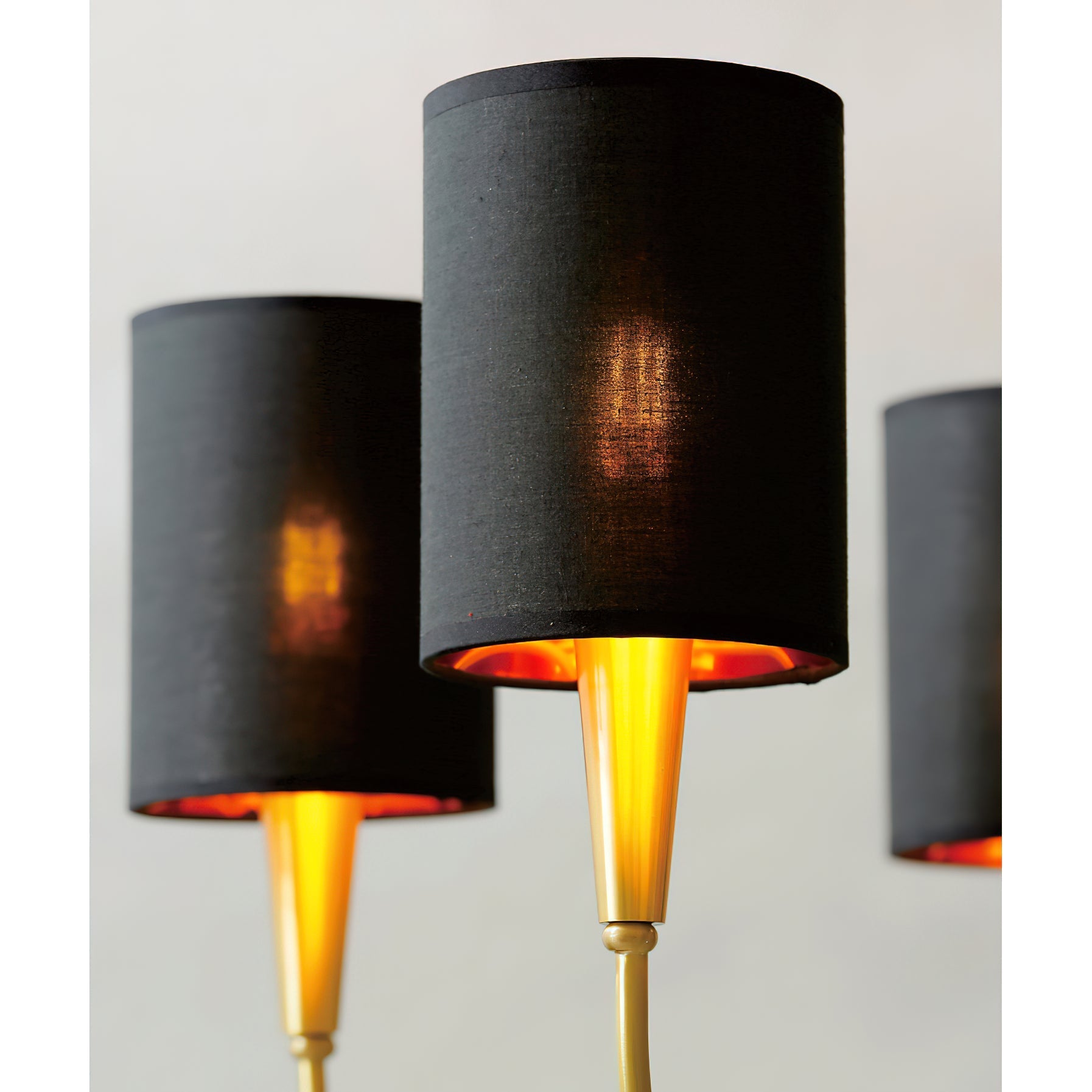 Altheir Modern Chandelier-Neutral Decor