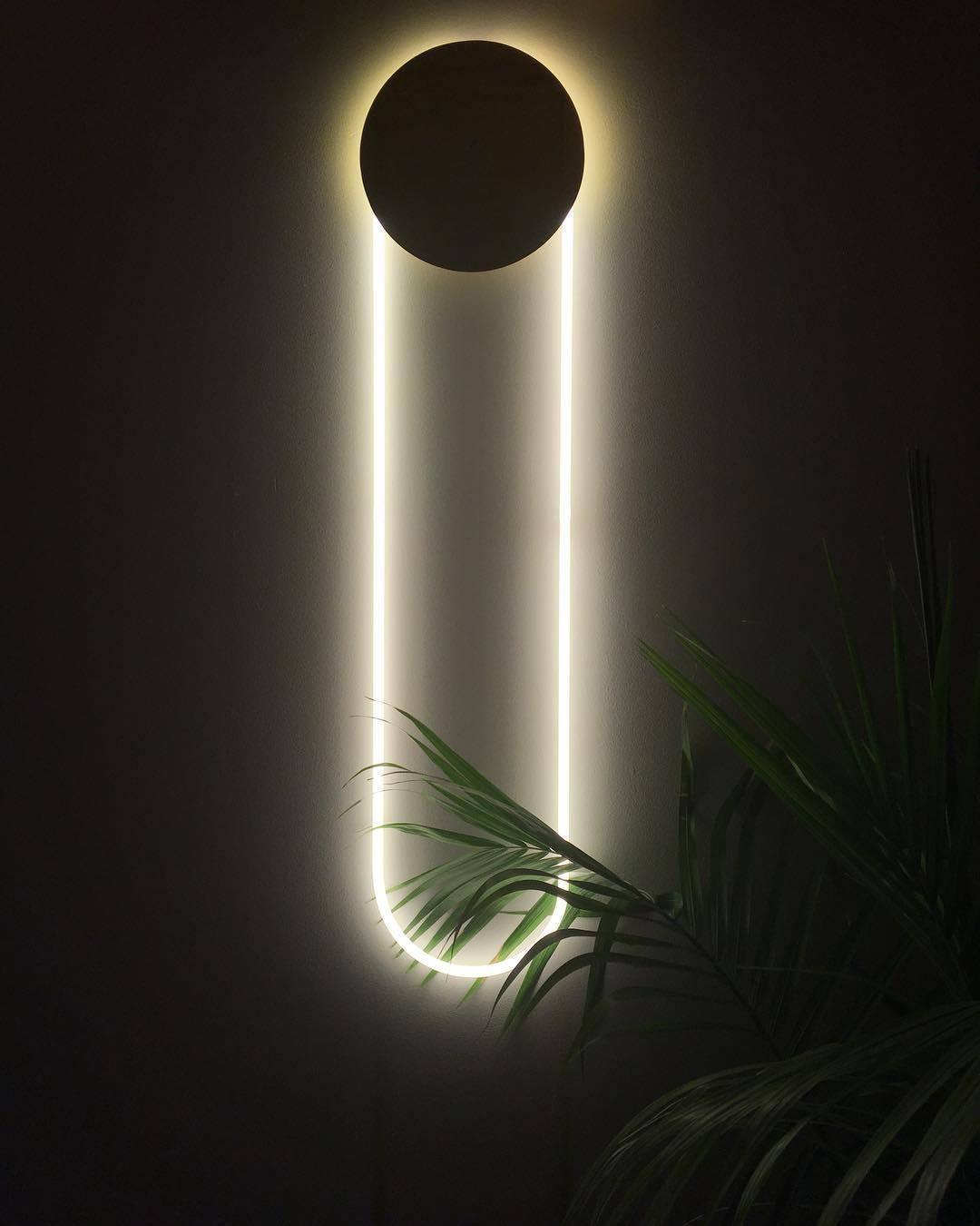 Lalem Acrylic Minimalist Wall Lamp-Neutral Decor