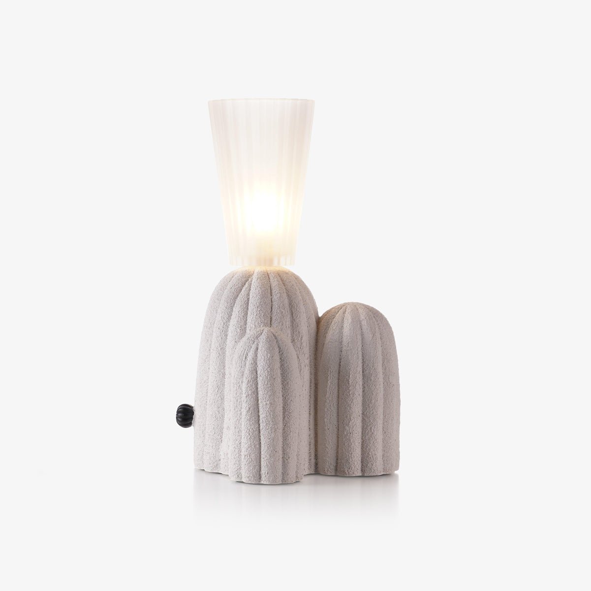 Soreny Resin Artistic Table Lamp-Neutral Decor