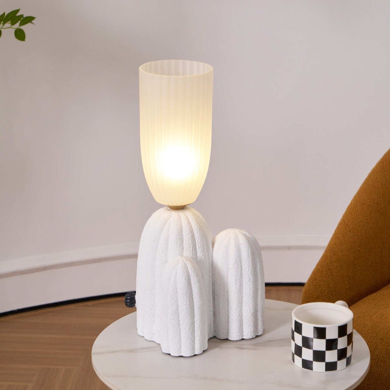 Soreny Resin Artistic Table Lamp-Neutral Decor