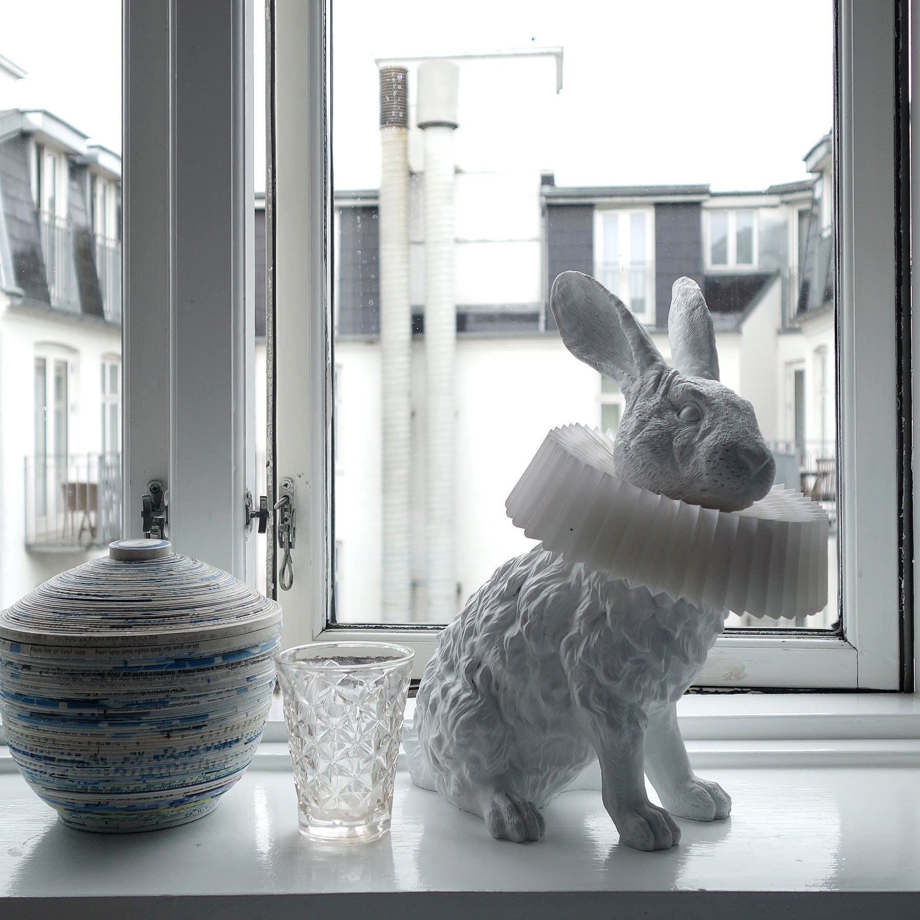 Rabbit X Table Lamp-Neutral Decor