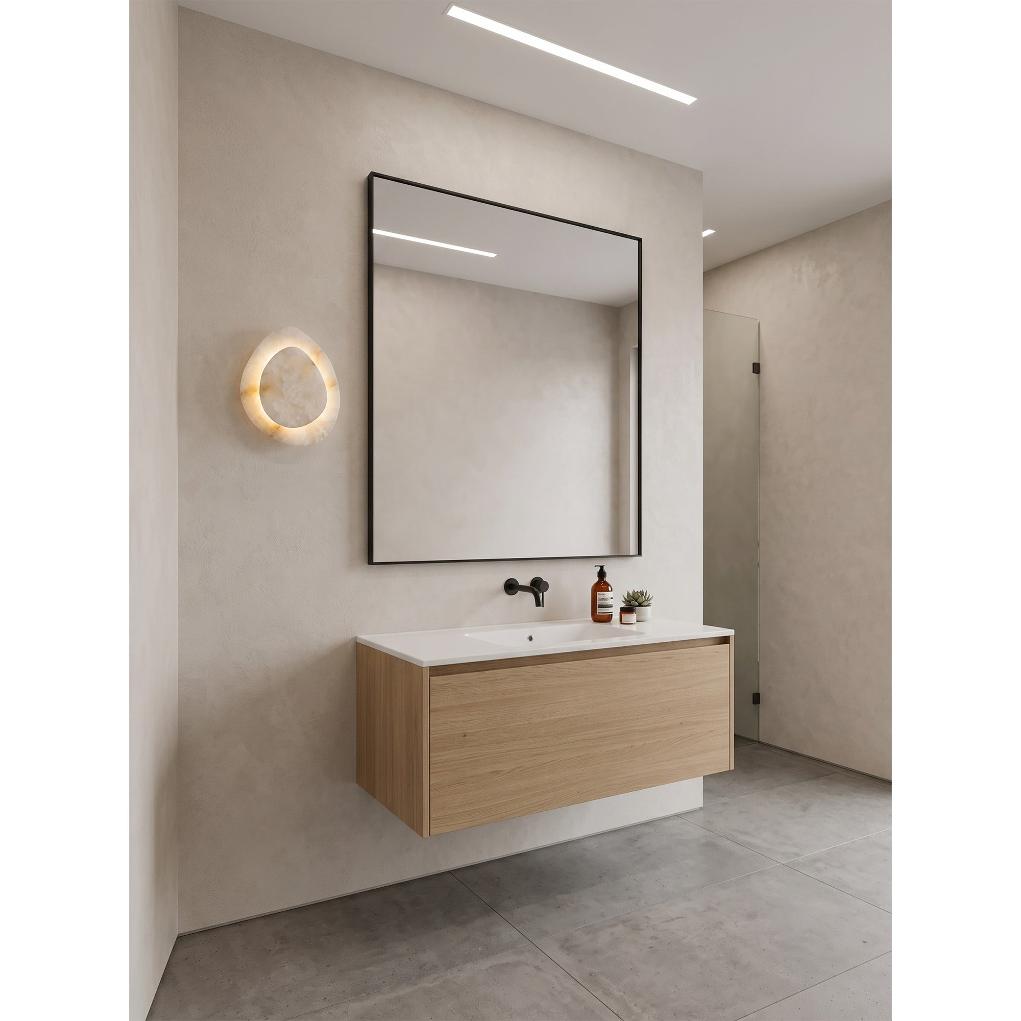 Liora Wall Light