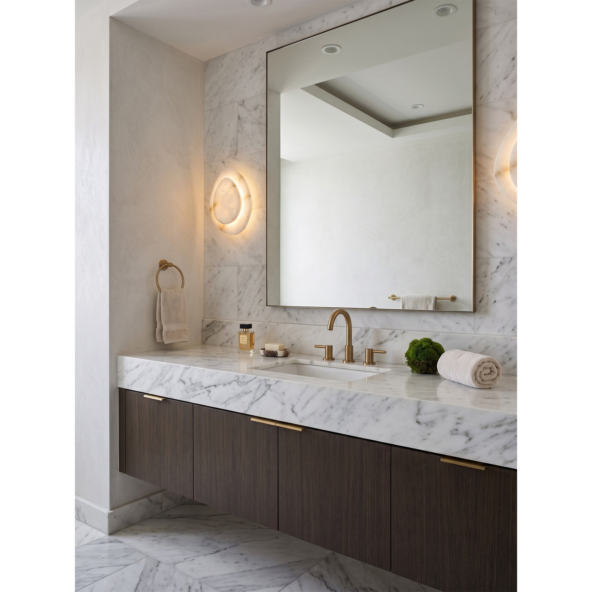 Liora Wall Light