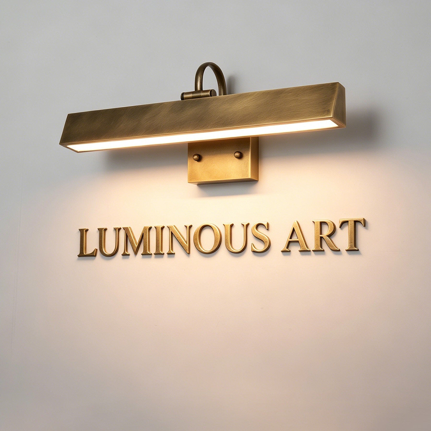 The linear form of the Arti Brass Picture Light.
