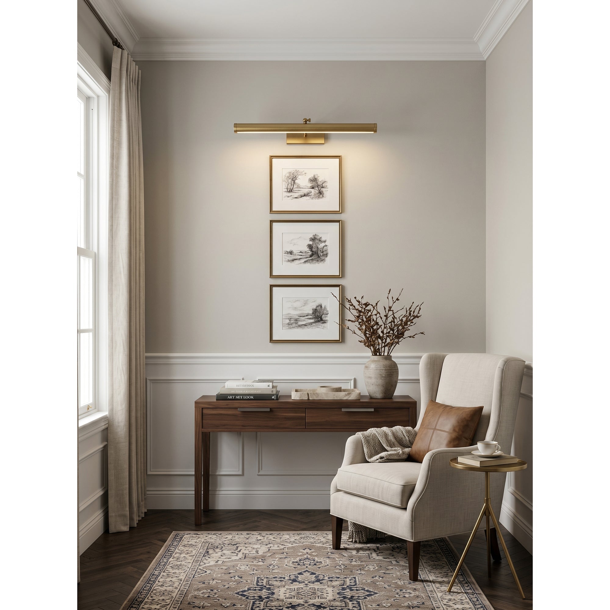 The Bilbury wall sconce in the 48 cm size option.