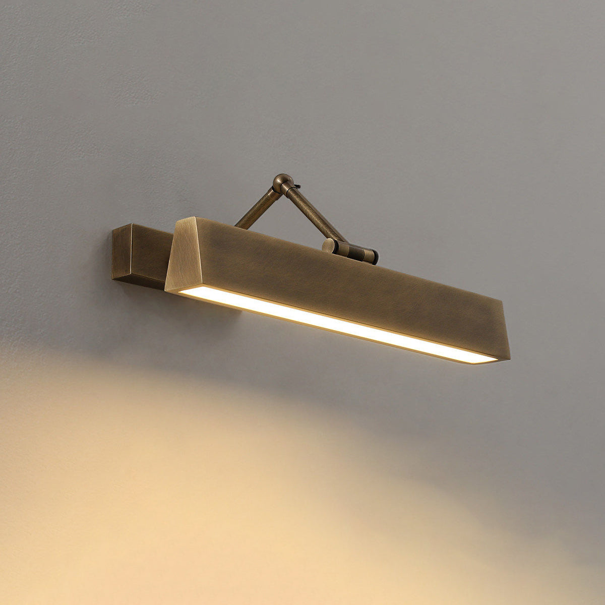 Detail of the hand-rubbed antique bronze finish on the brass body.