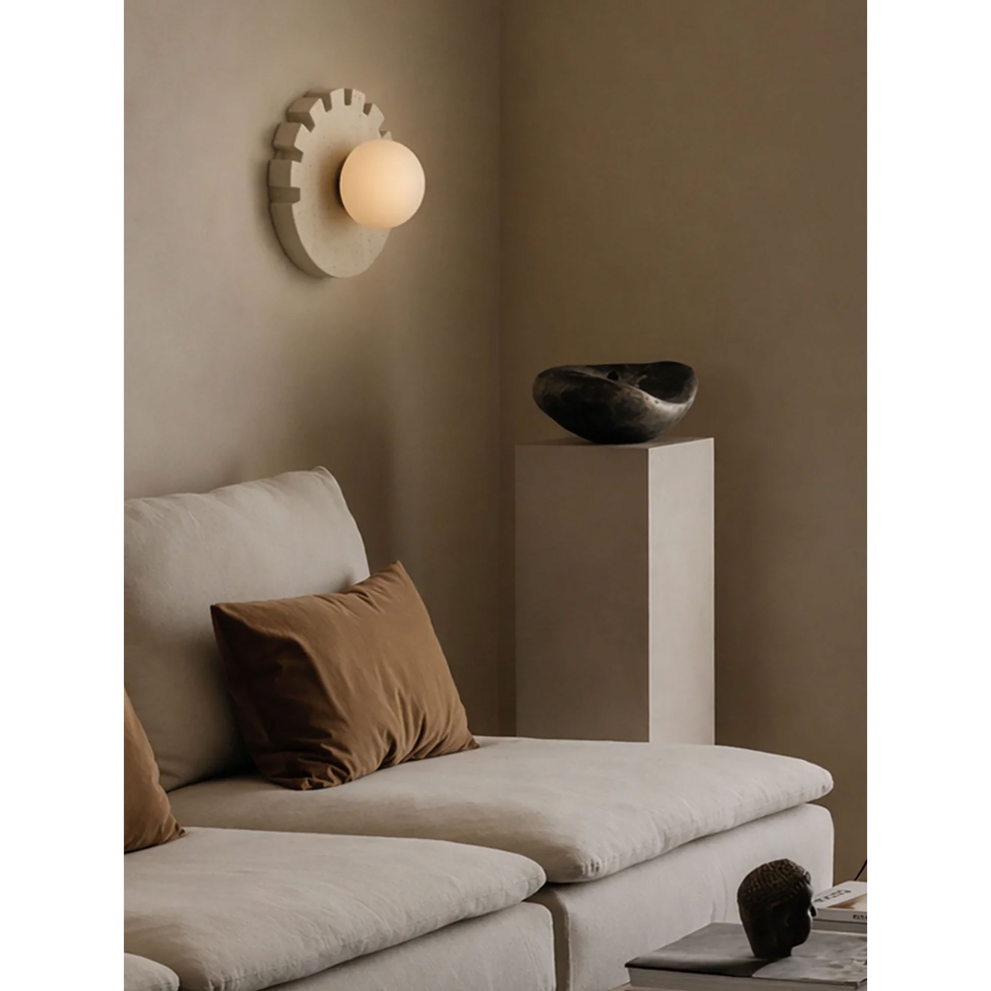 Amara Wall Light