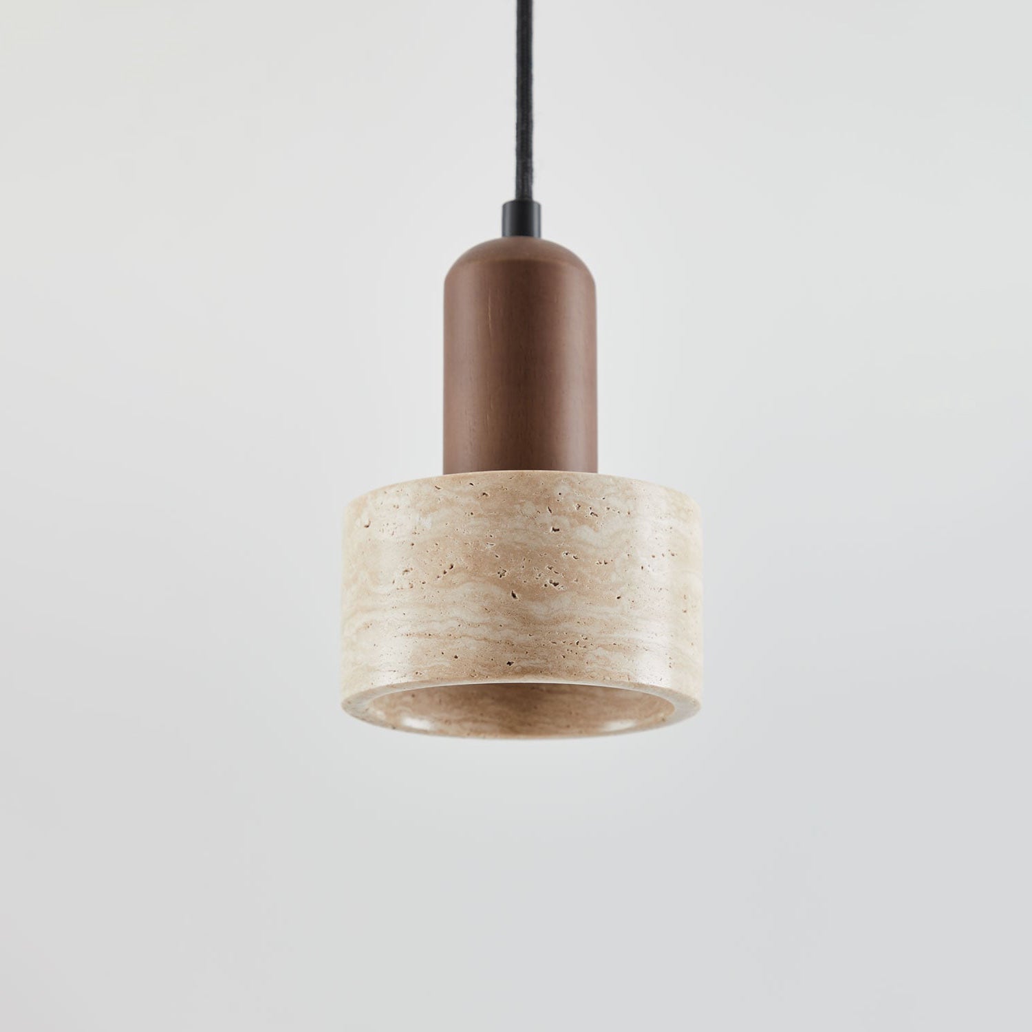 Diagram showing the dimensions of the Davise Pendant Lamp.
