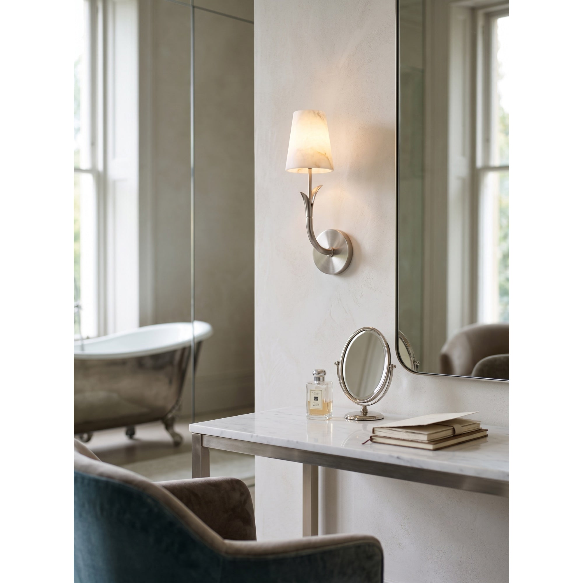 Aurelia Wall Light