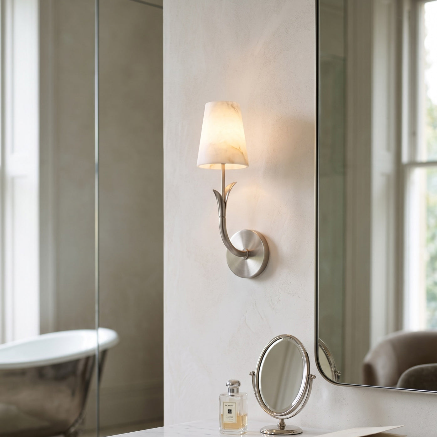 Aurelia Wall Light