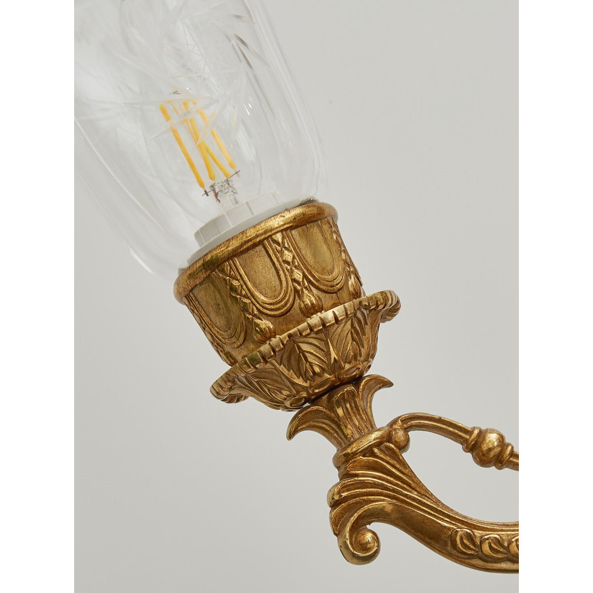 Vino Table Lamp