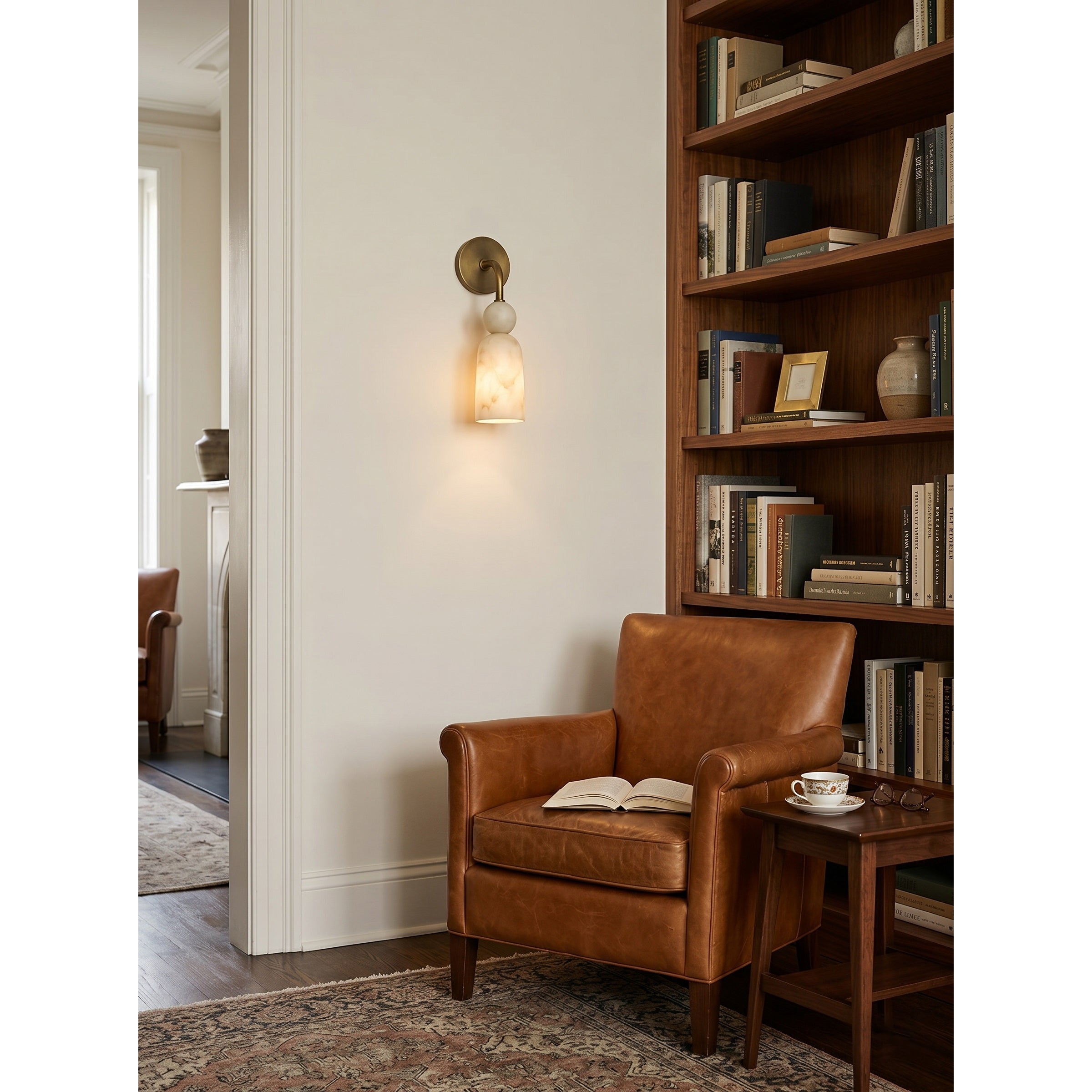 Dimensions overlay on an image of the wall sconce: 42cm height, 15cm width.