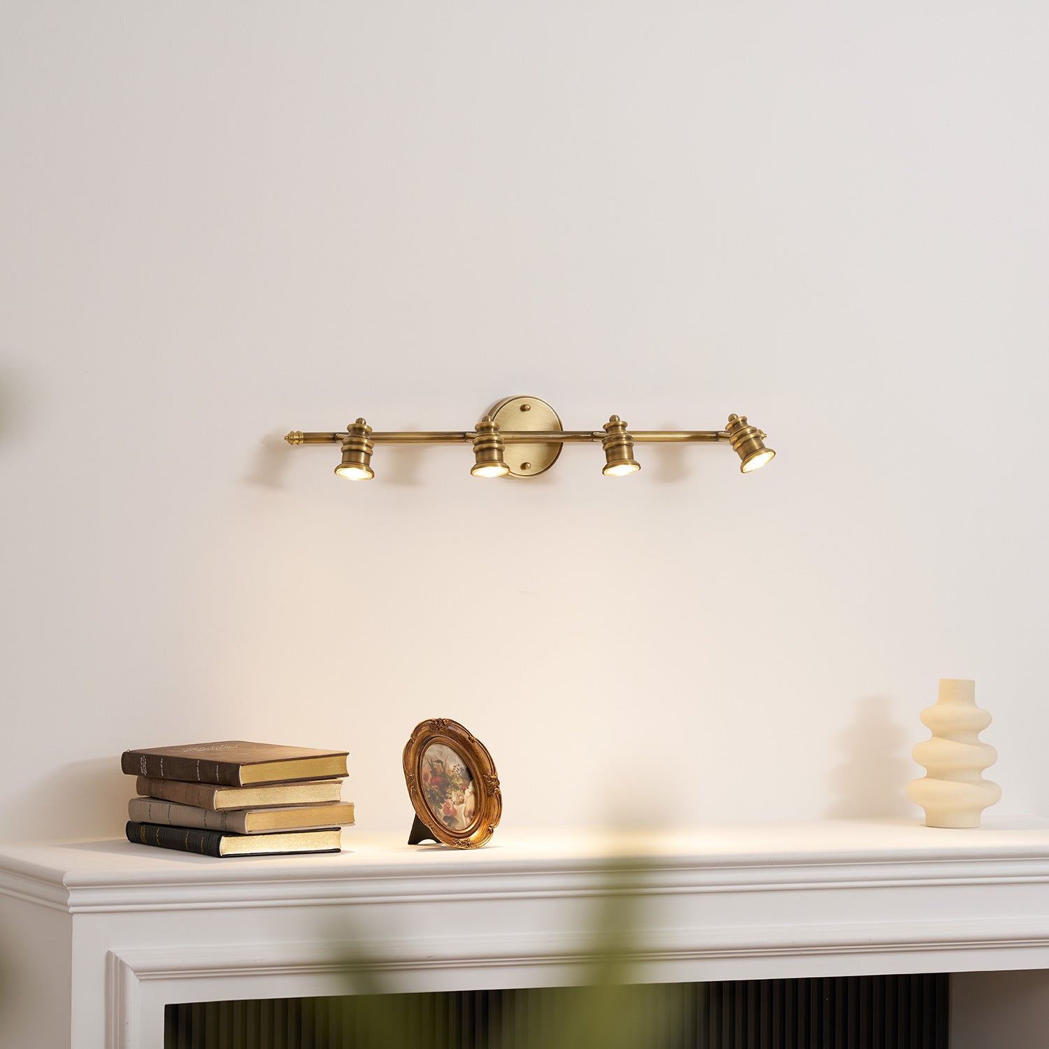 The five-head lamp as a primary light source in a narrow room.