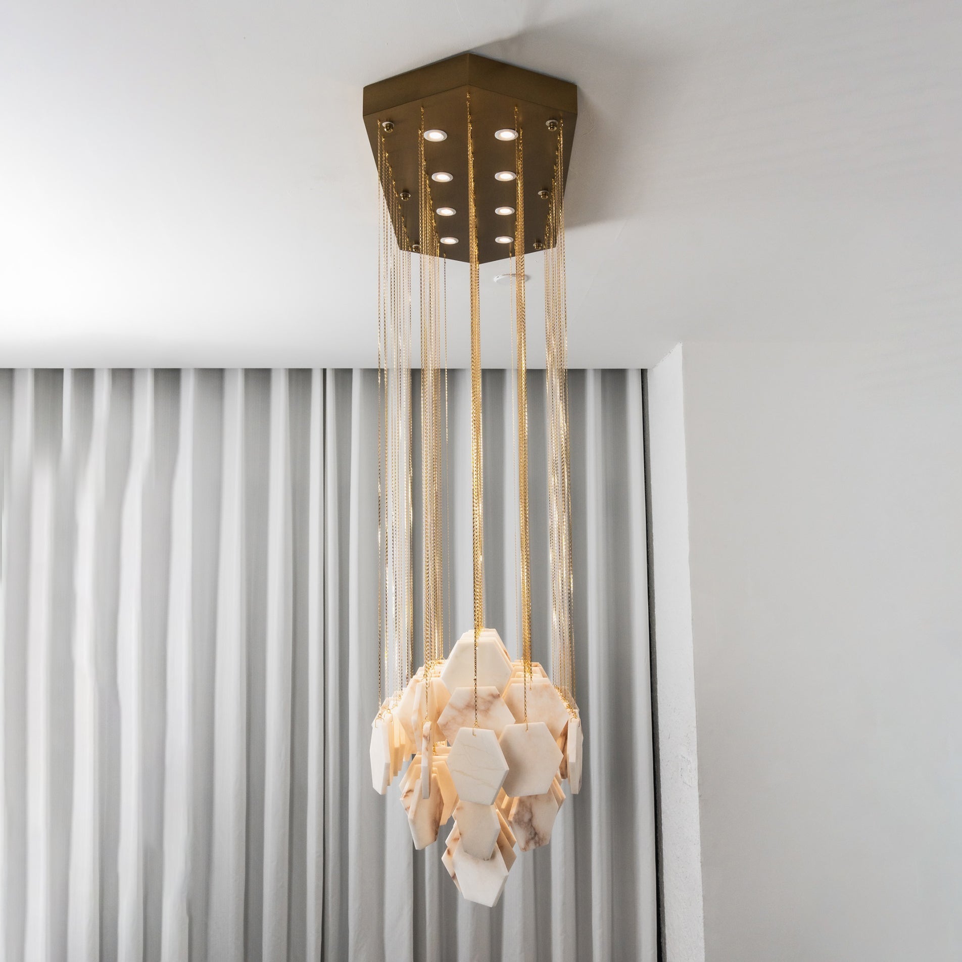 Zephyr Chandelier