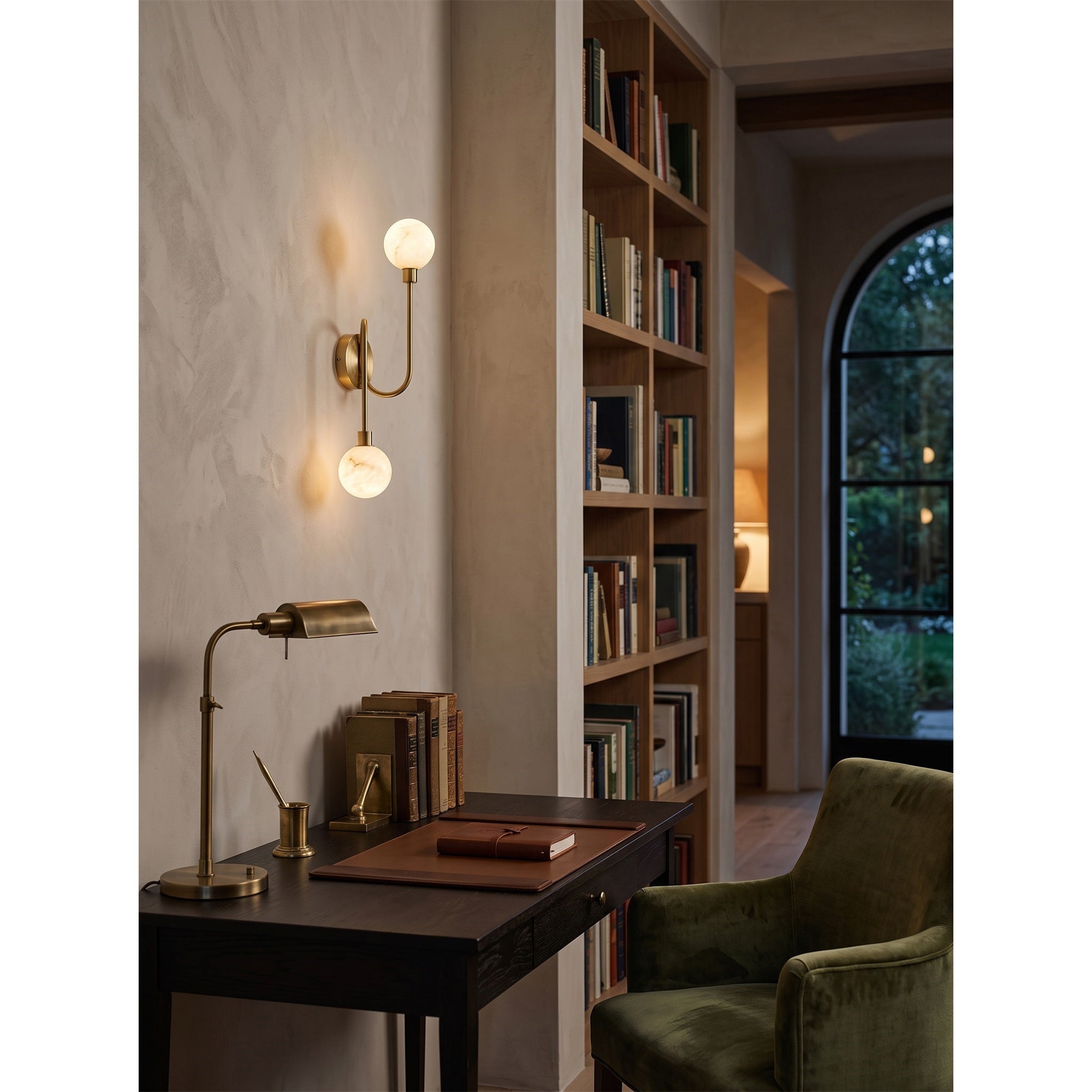 Elara Wall Light