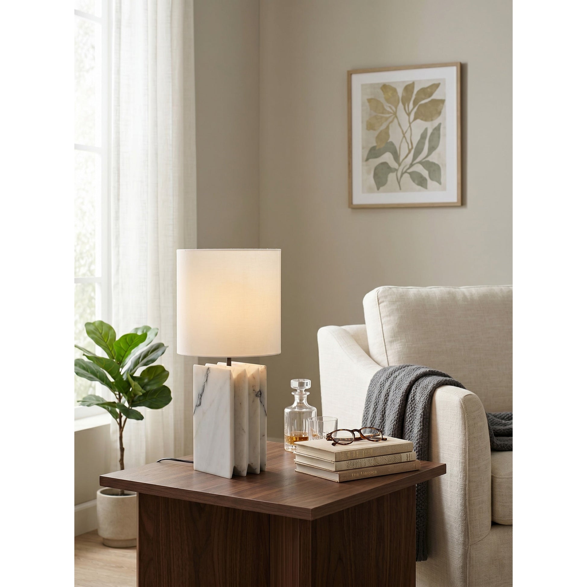 Side profile of the lamp's dramatic zig-zag geometric silhouette.