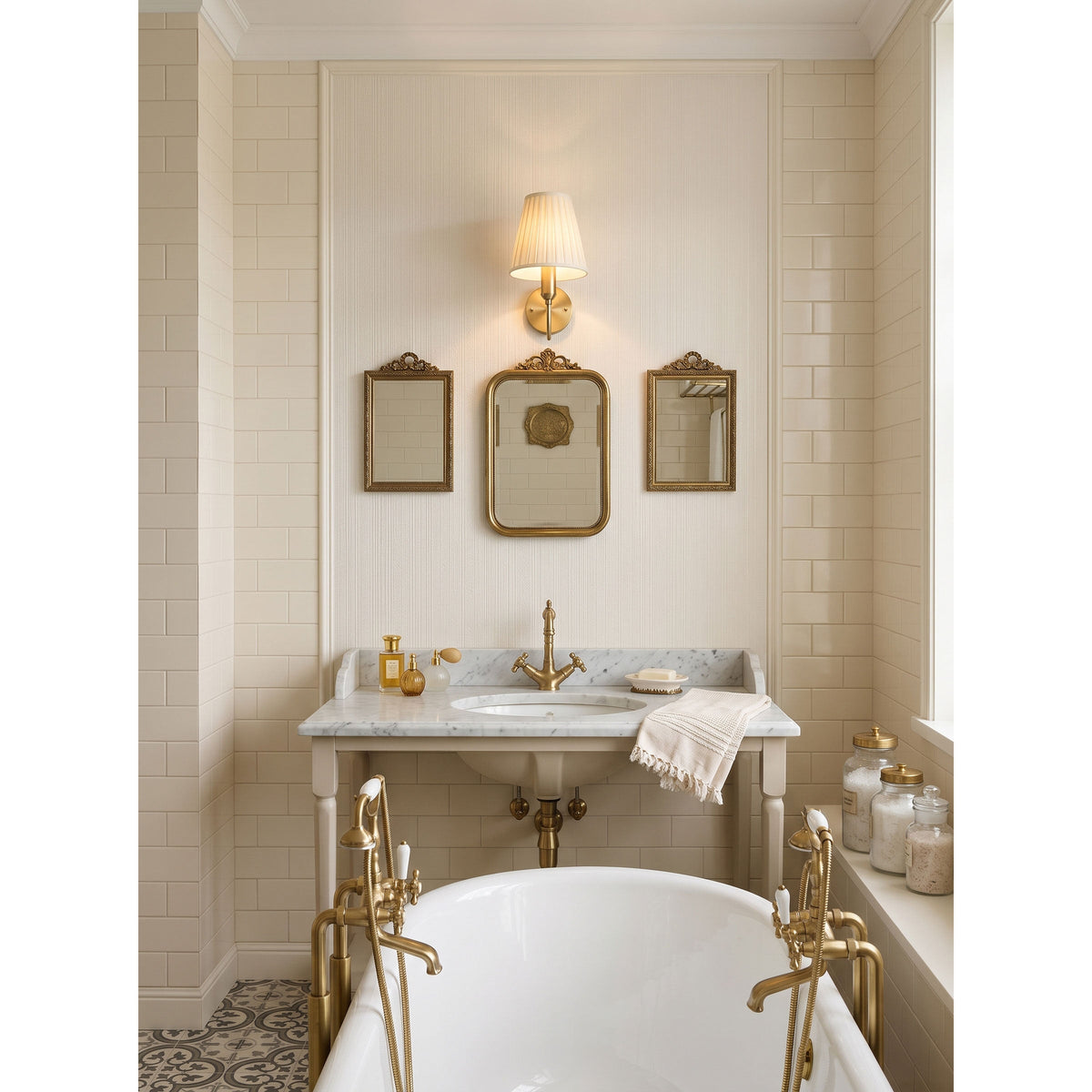 Uptonwick Wall Sconce