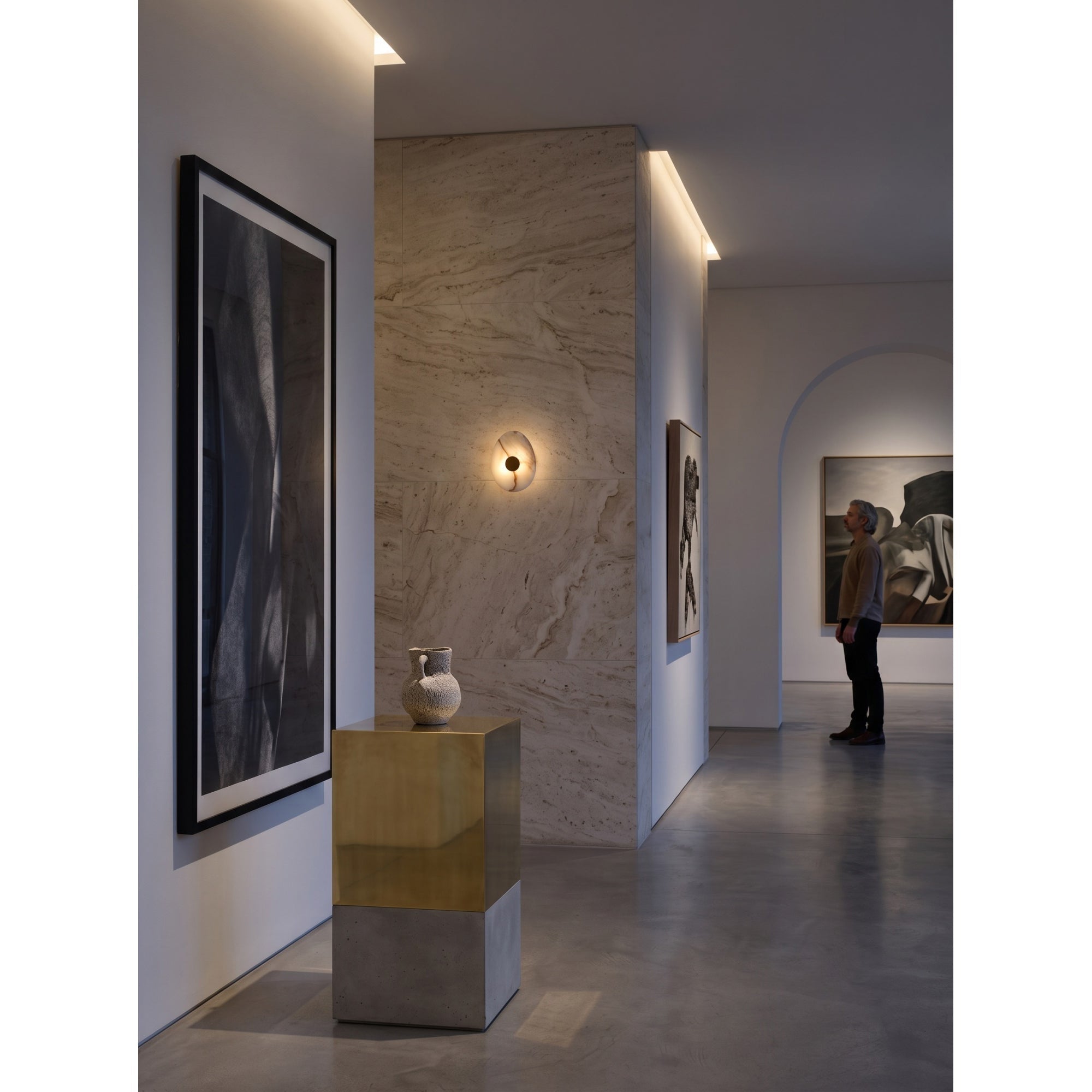 Elara Wall Light