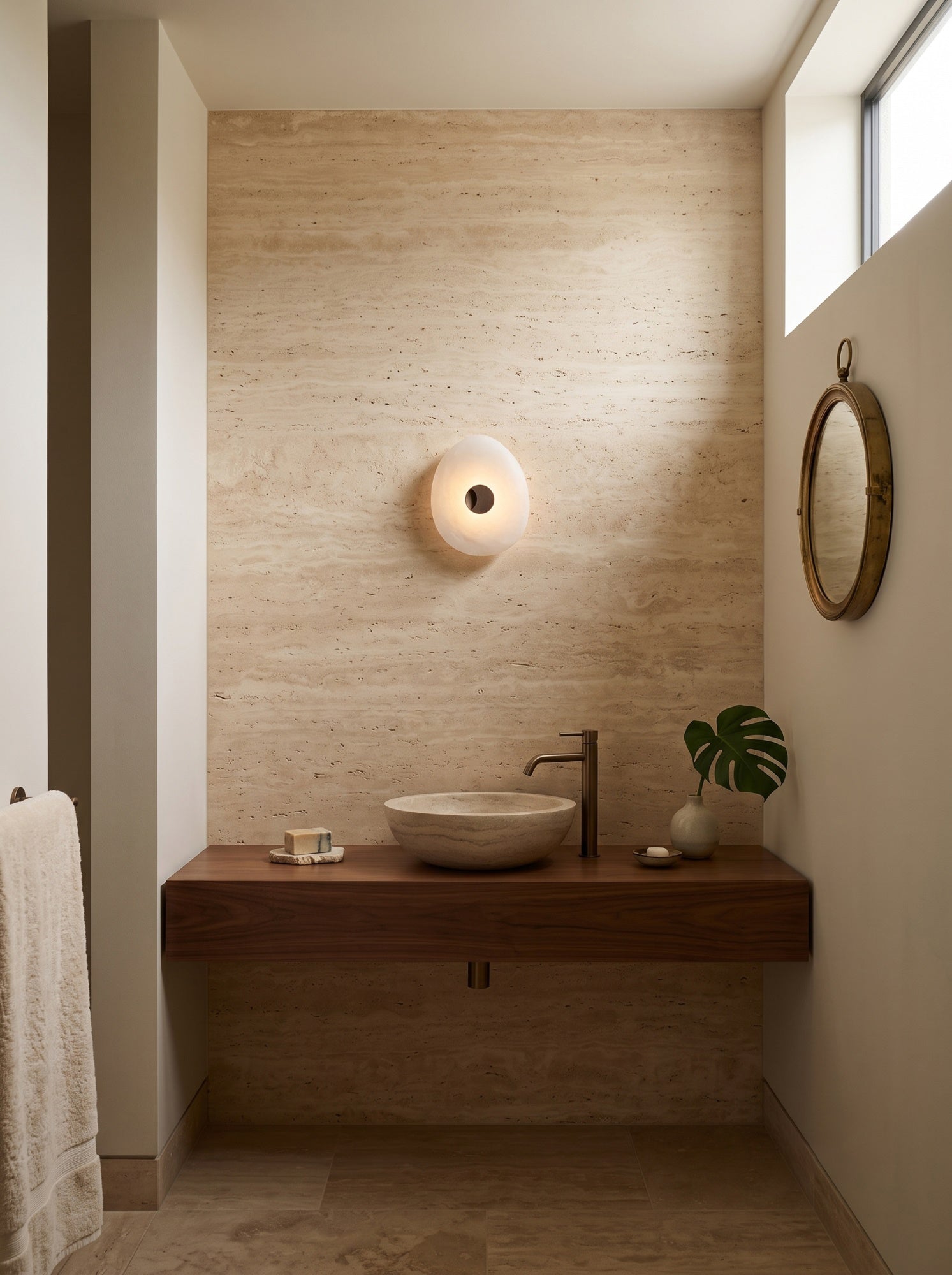 Elara Wall Light