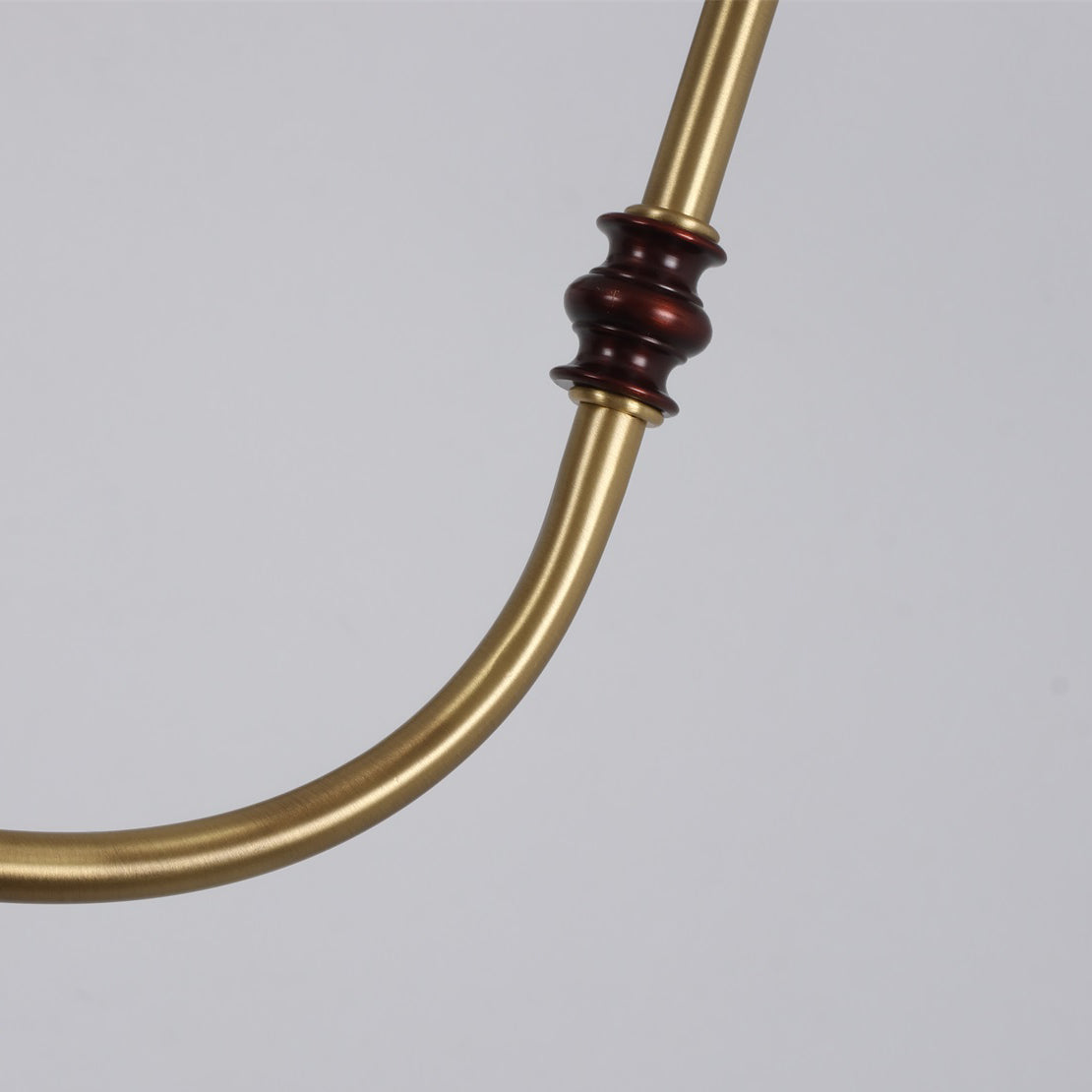 The 2-head version offering focused, linear lighting.