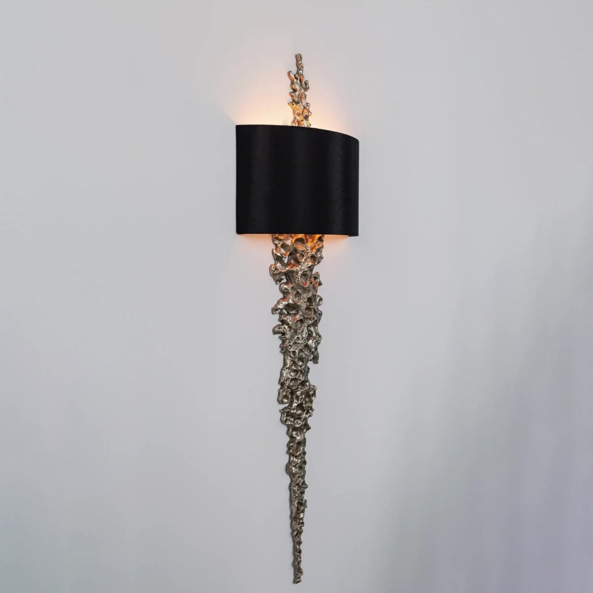 Dimensional drawing of the Lava Brass Wall Sconce.