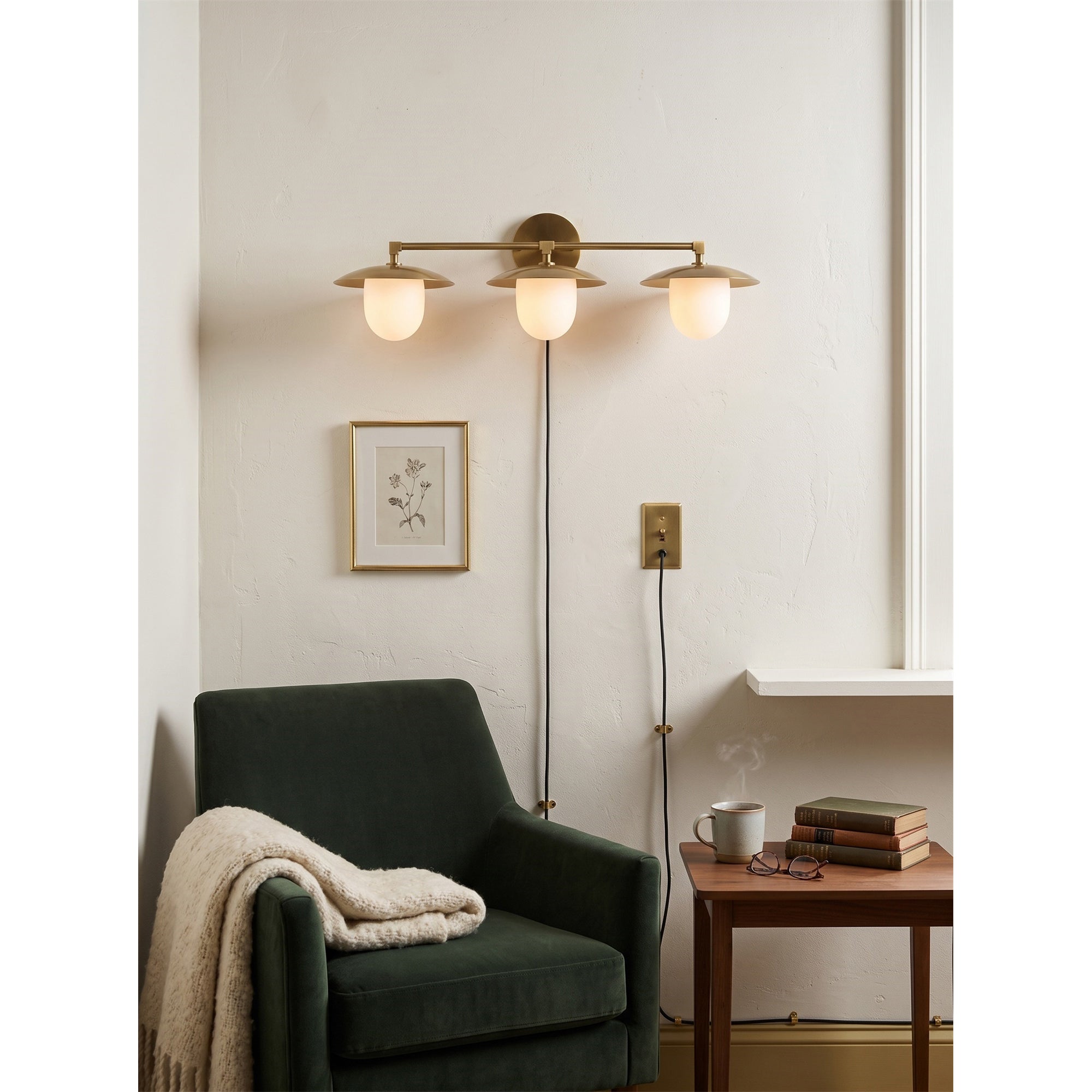 The 1-head version of the Marie wall sconce, side view.