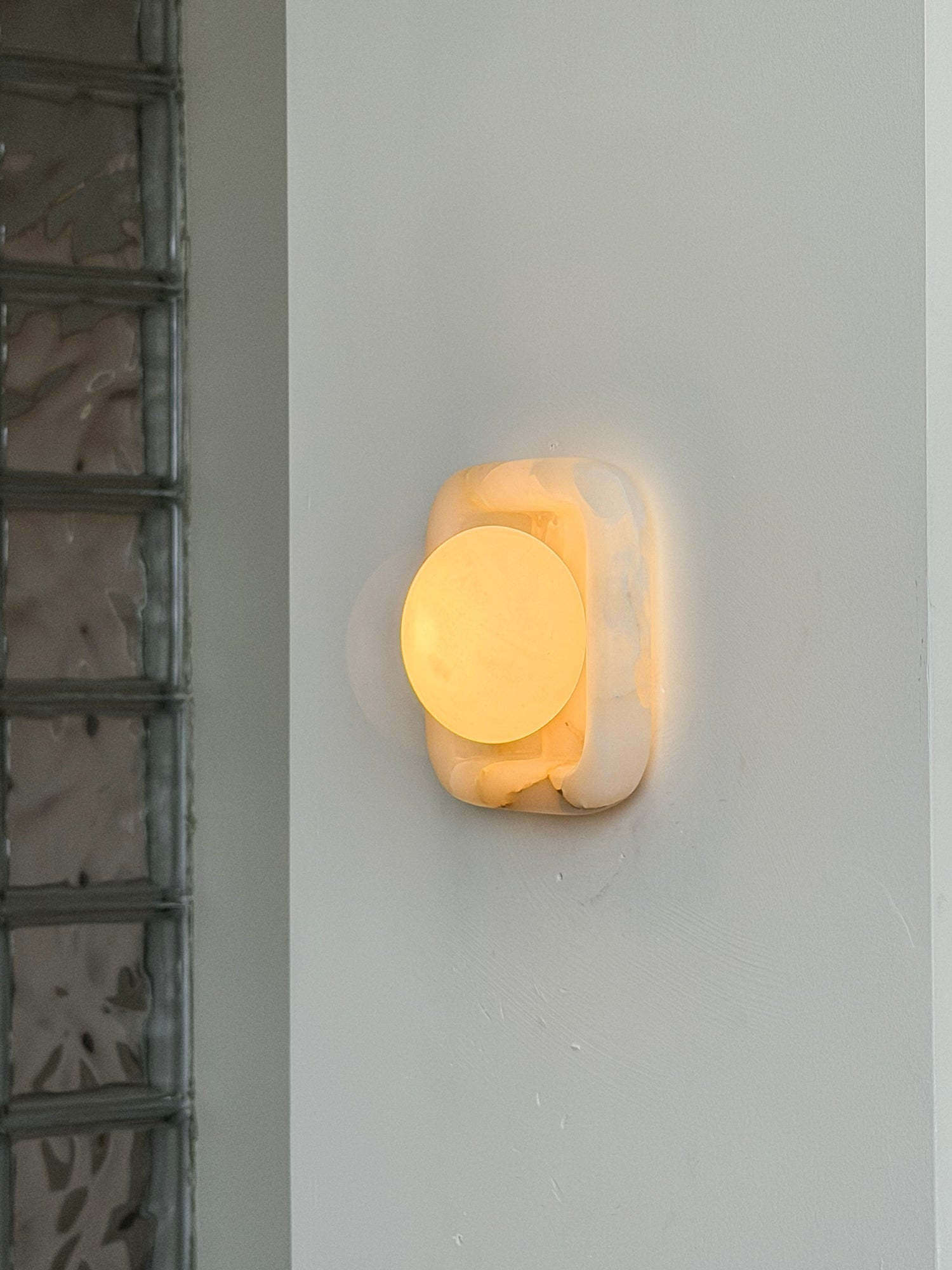 Mila Wall Light
