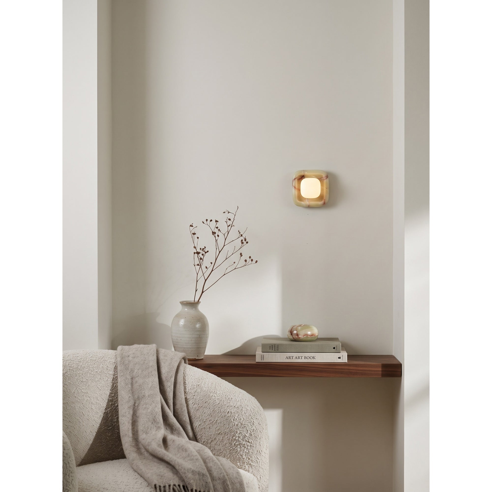 Mila Wall Light