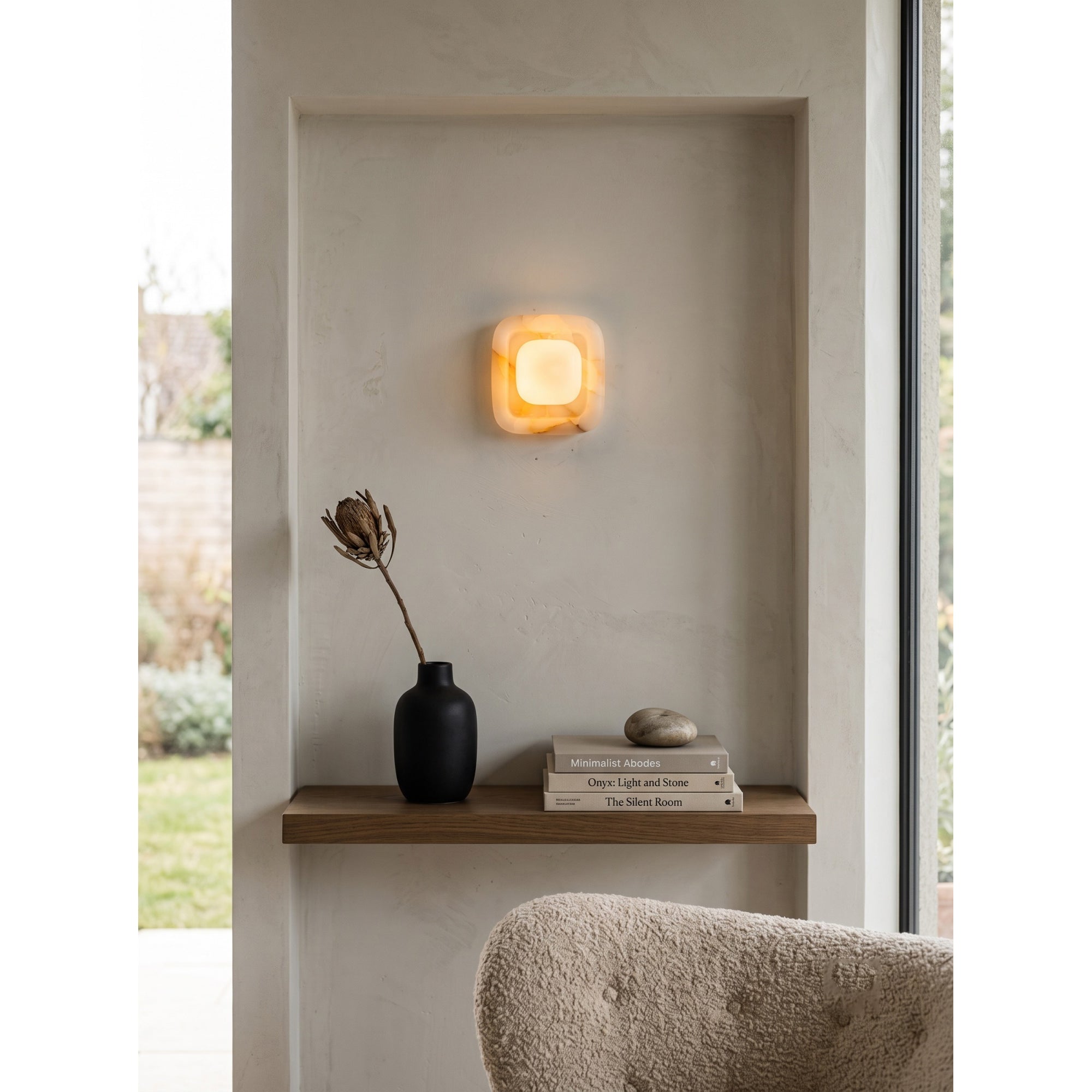 Mila Wall Light