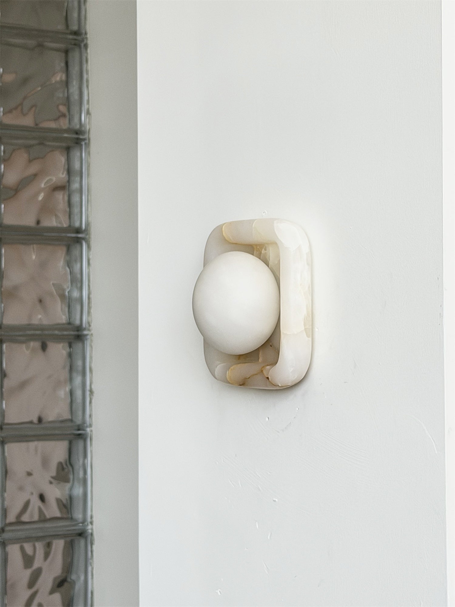 Mila Wall Light