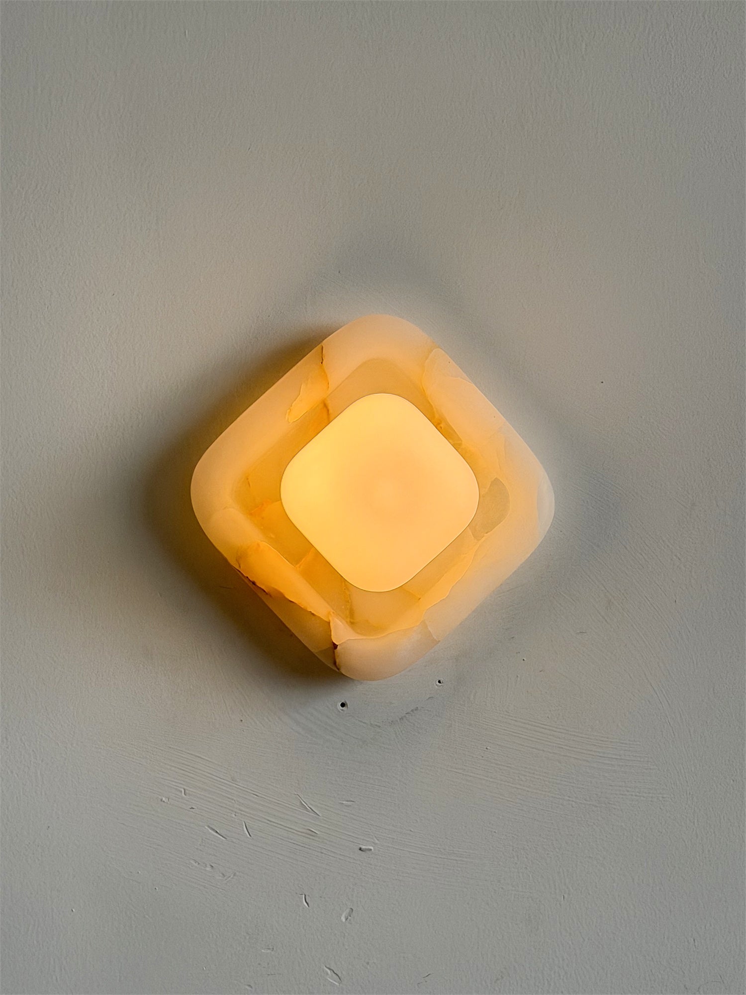 Mila Wall Light