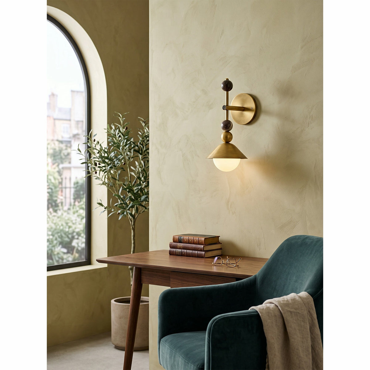 Quenwick Wall Sconce