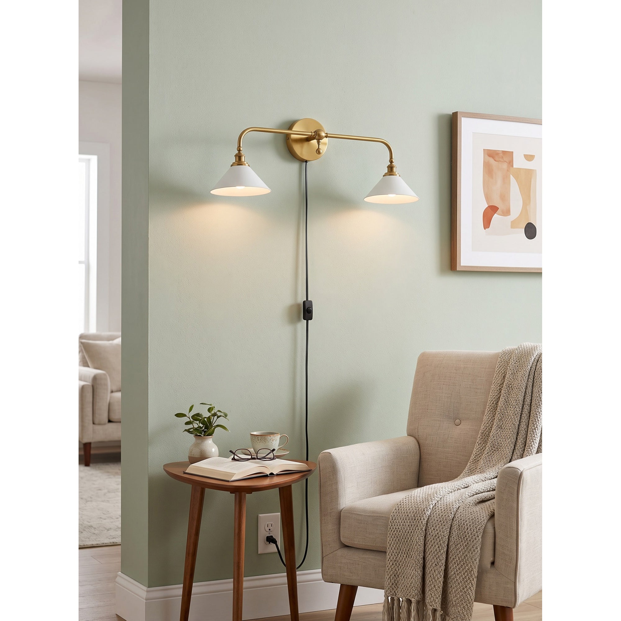 Clara Wall Light