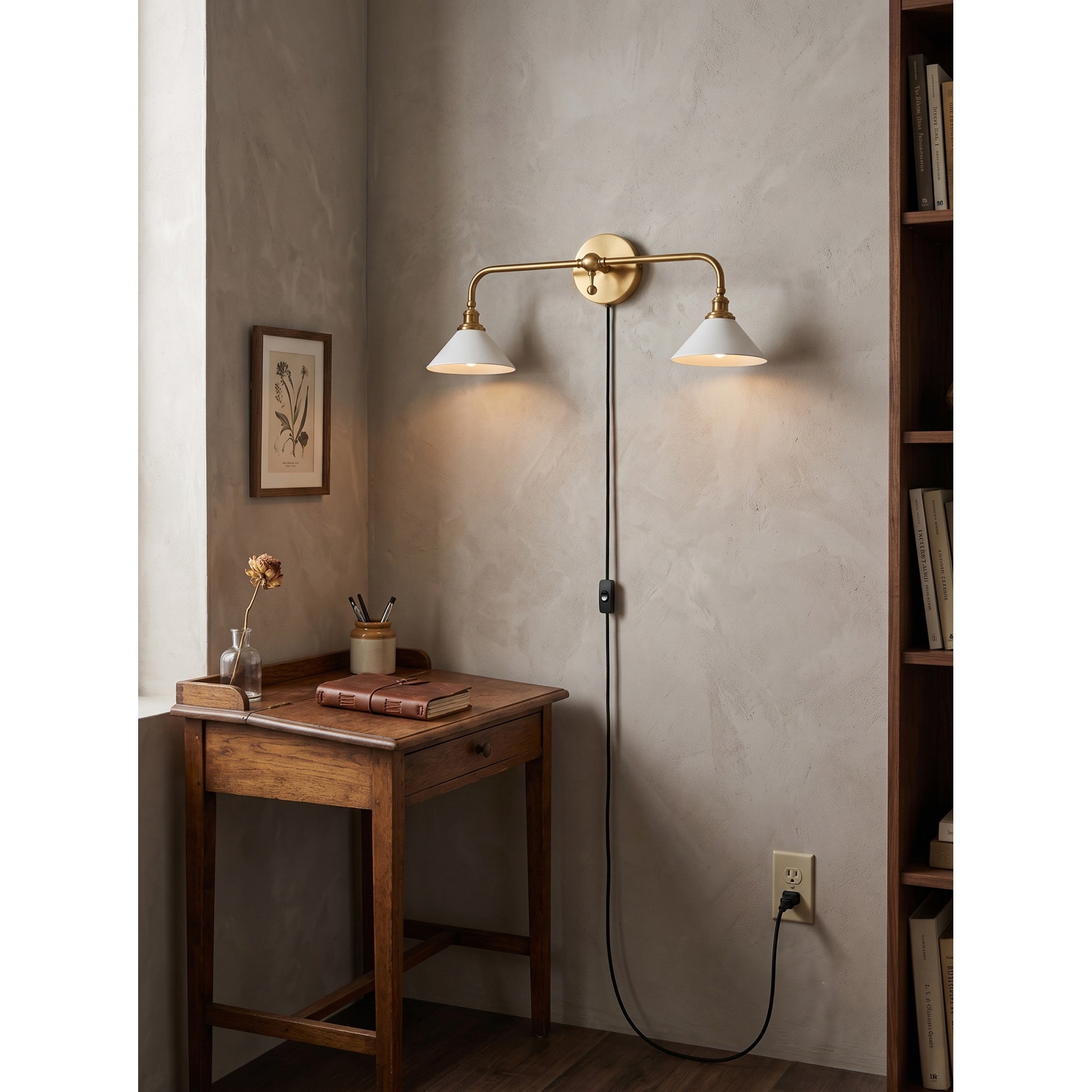 Clara Wall Light