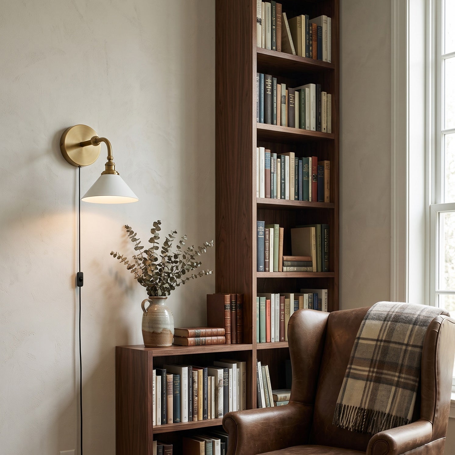 Clara Wall Light