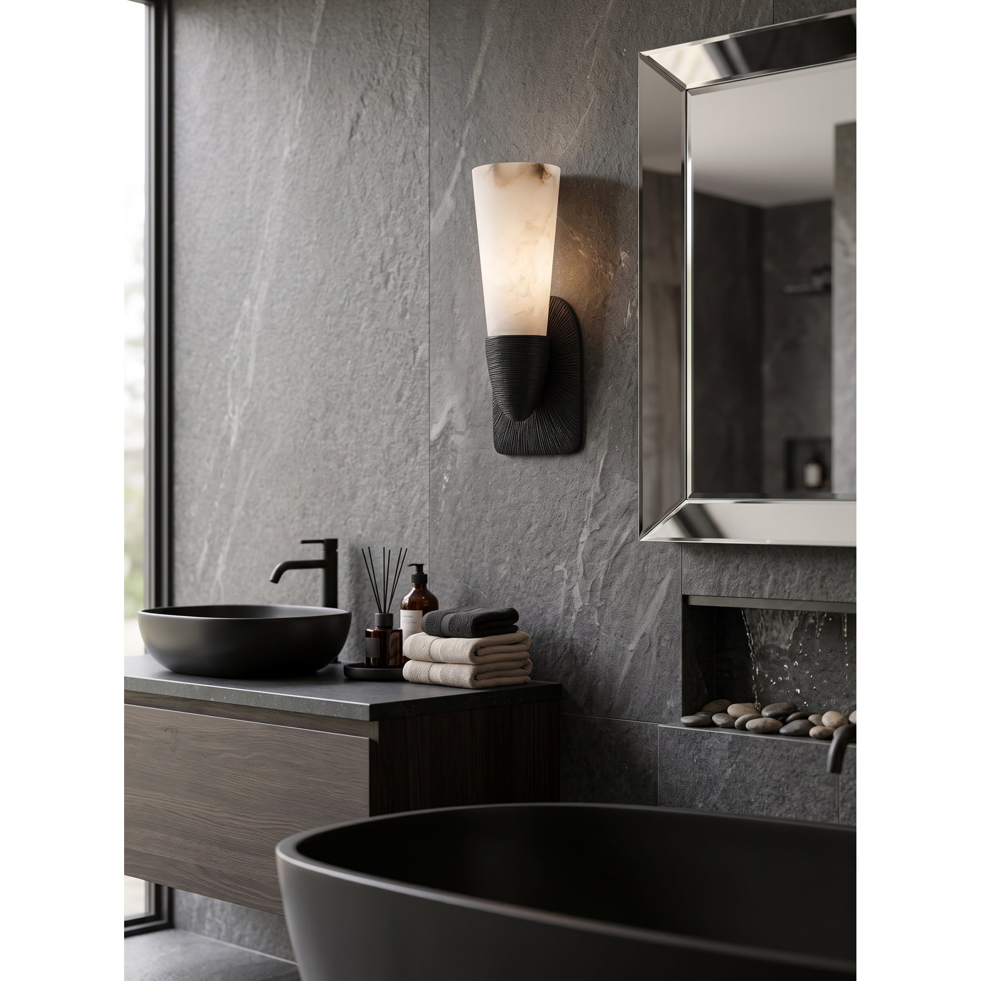 Elara Wall Light