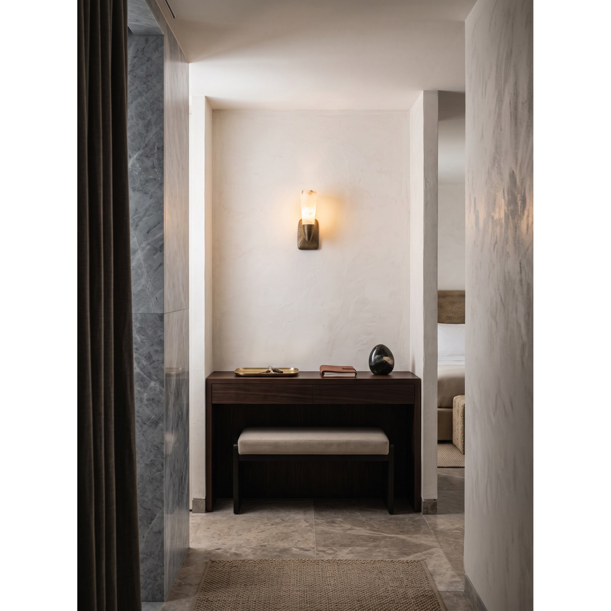 Elara Wall Light