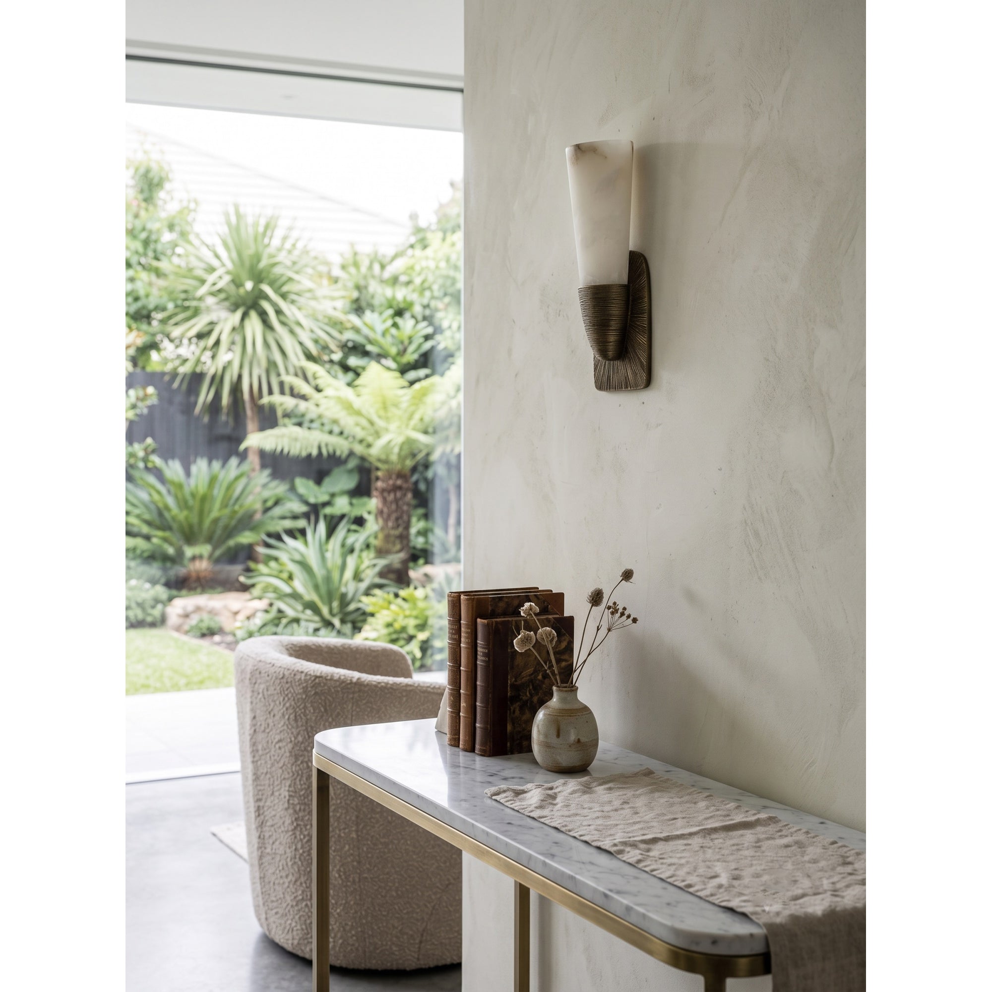 Elara Wall Light