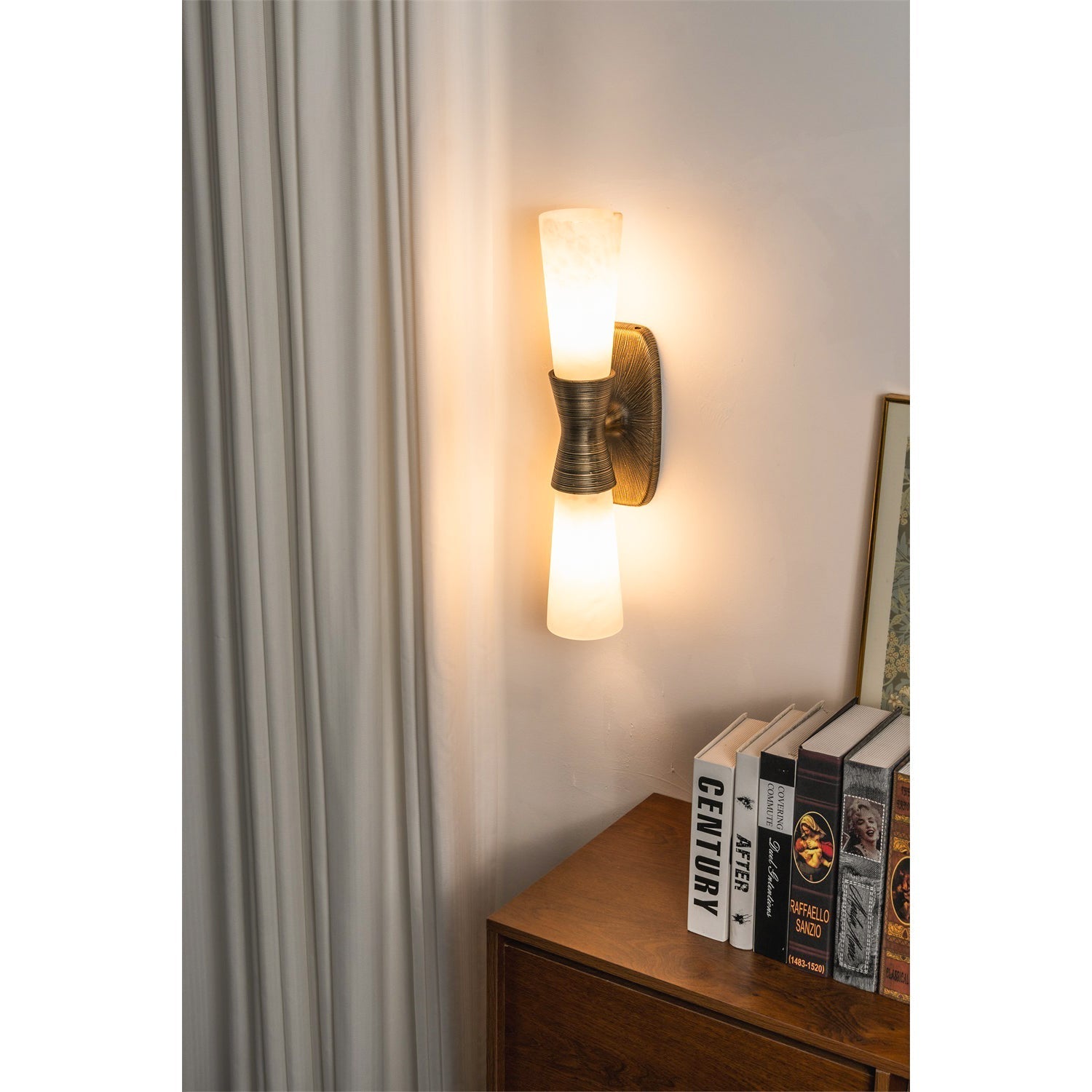 Elara Wall Light