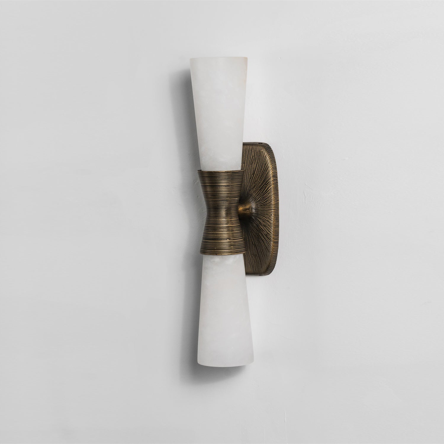 Elara Wall Light