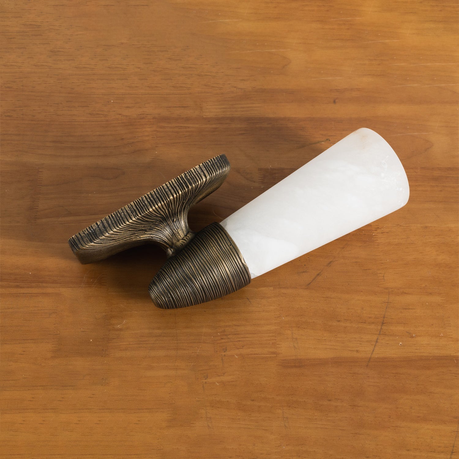 Elara Wall Light