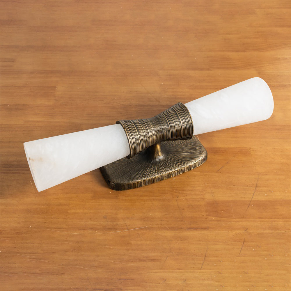 Elara Wall Light