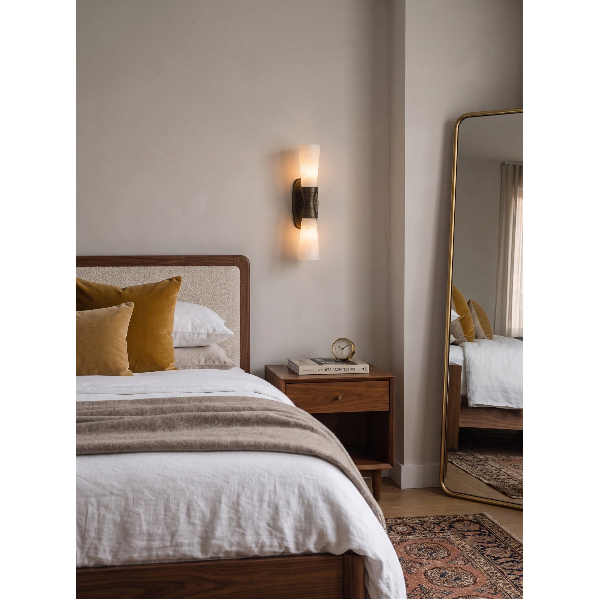 Elara Wall Light