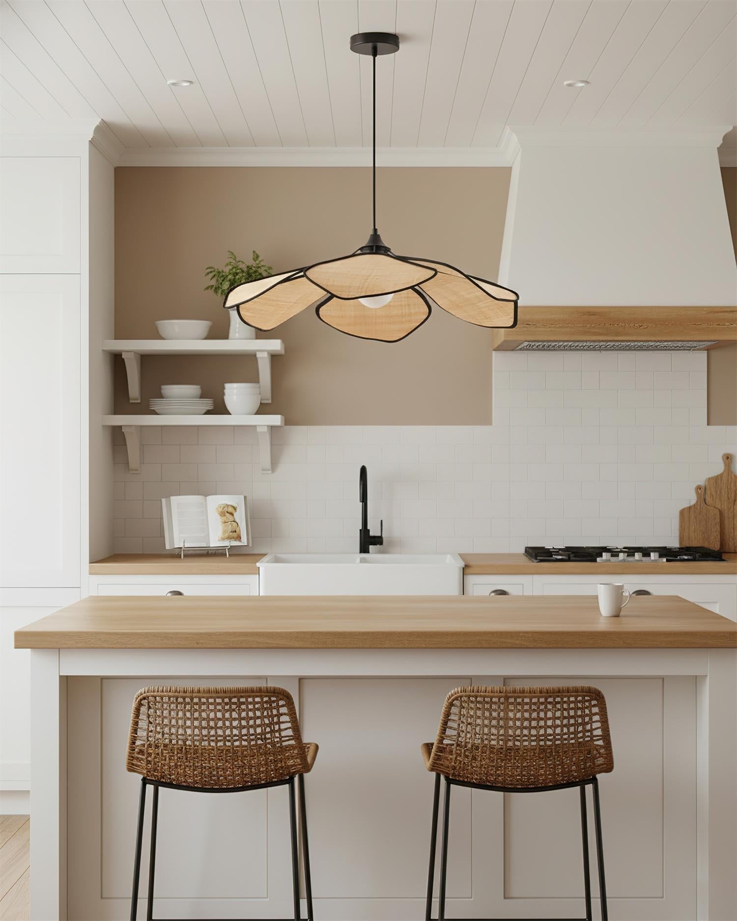 Linnea Petal Pendant Lamp