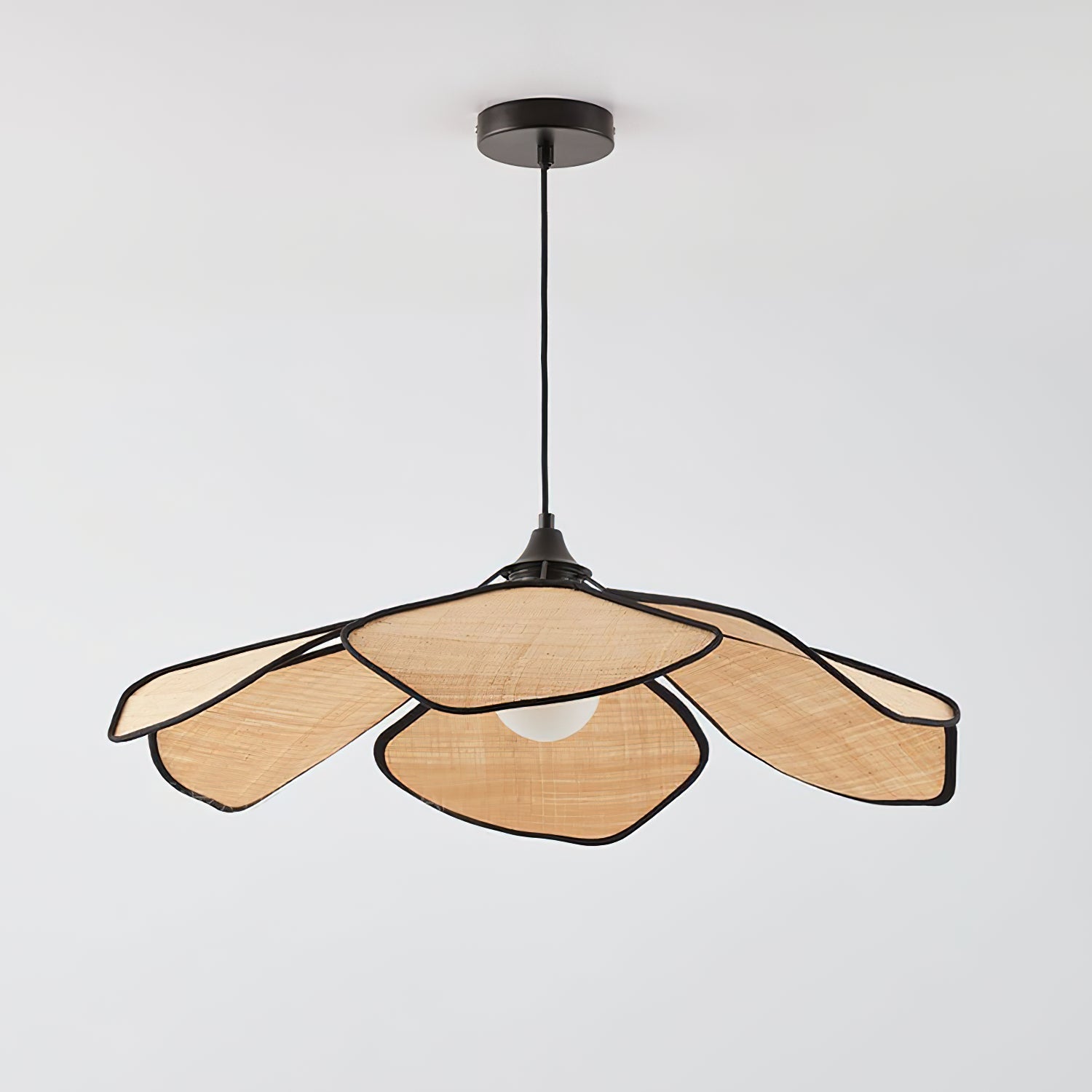 Linnea Petal Pendant Lamp