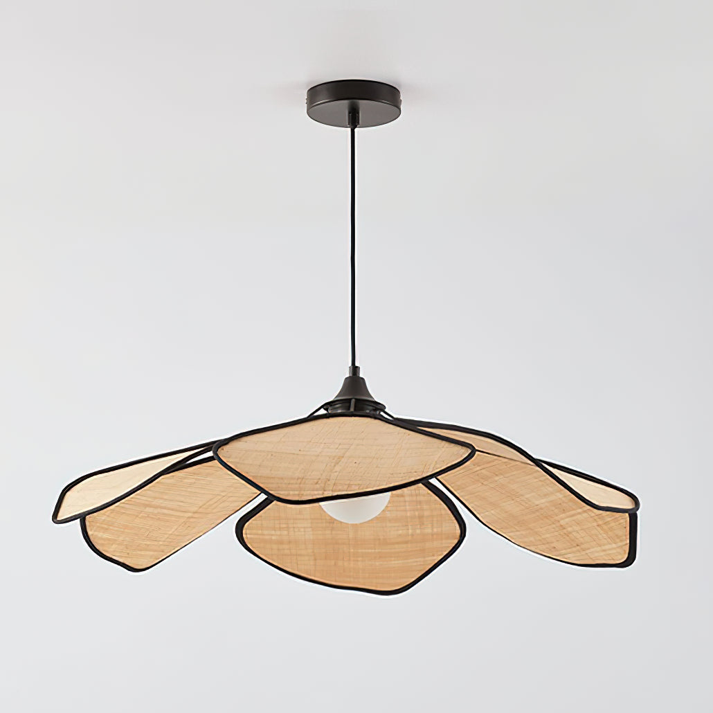 Linnea Petal Pendant Lamp