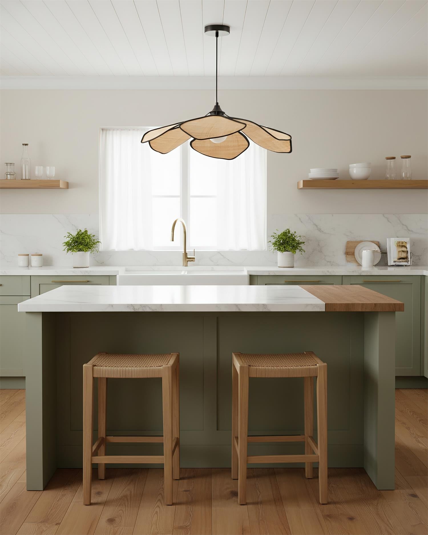Linnea Petal Pendant Lamp