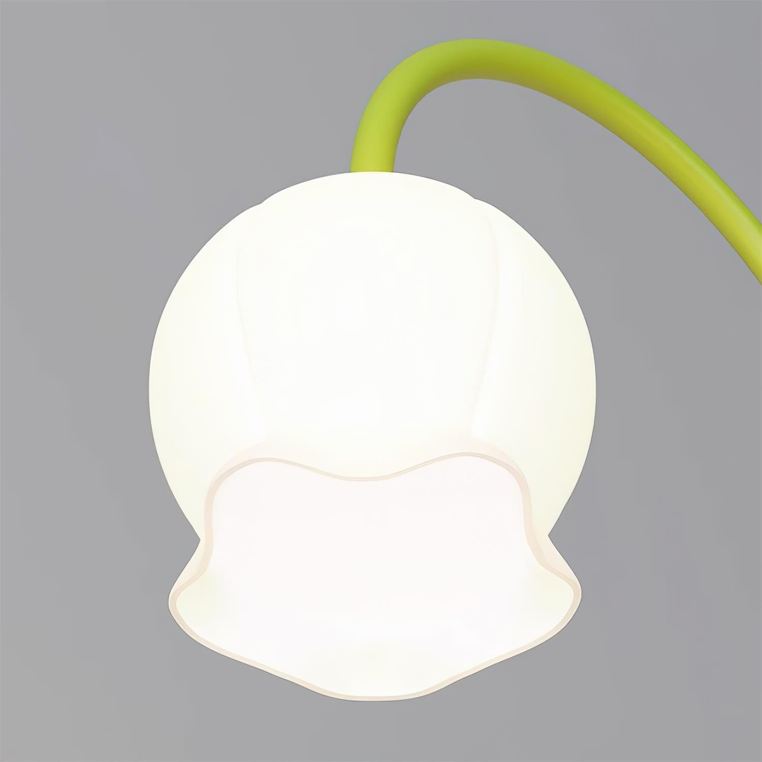 Jenavive Floor Lamp