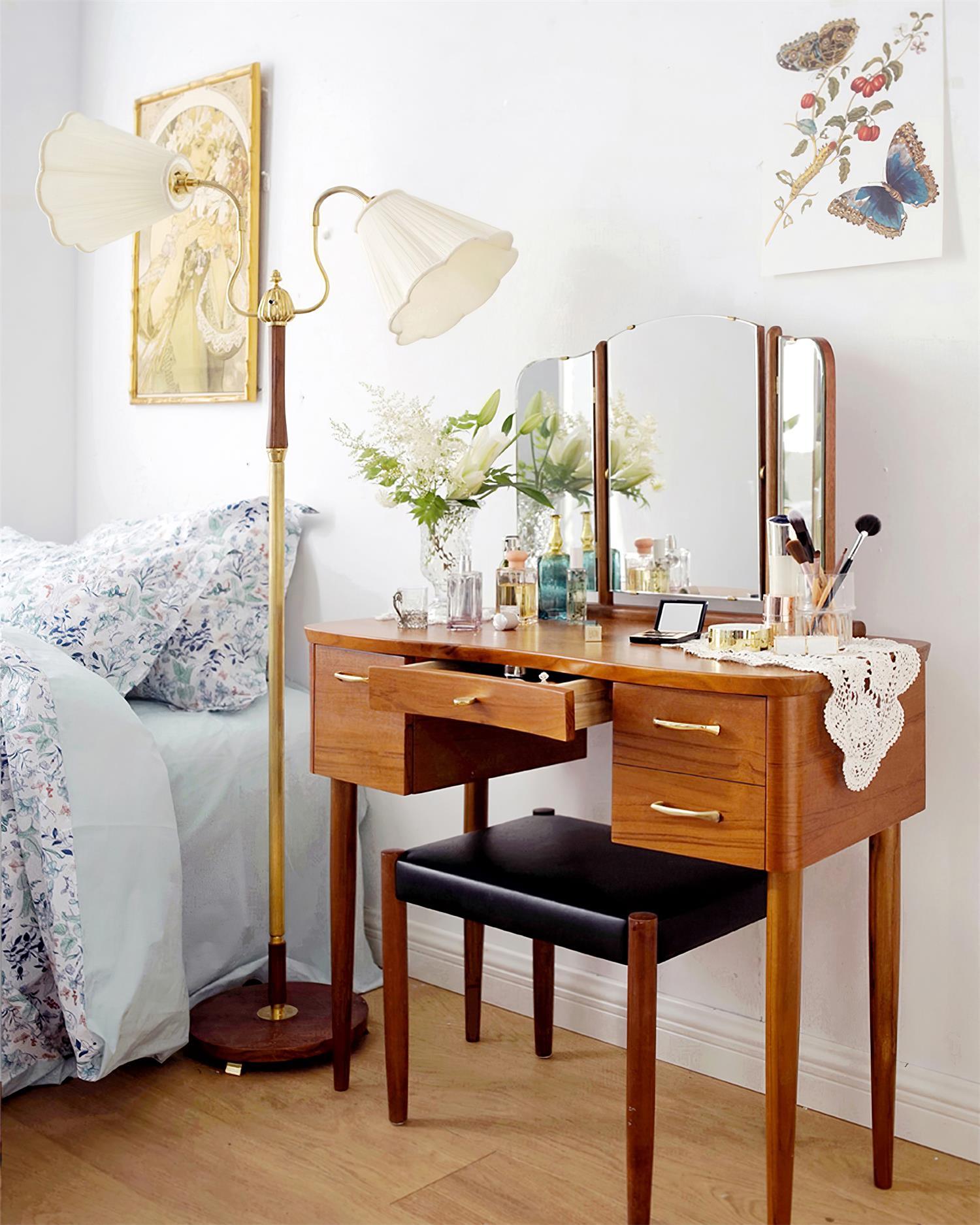 Lucienne Floor Lamp