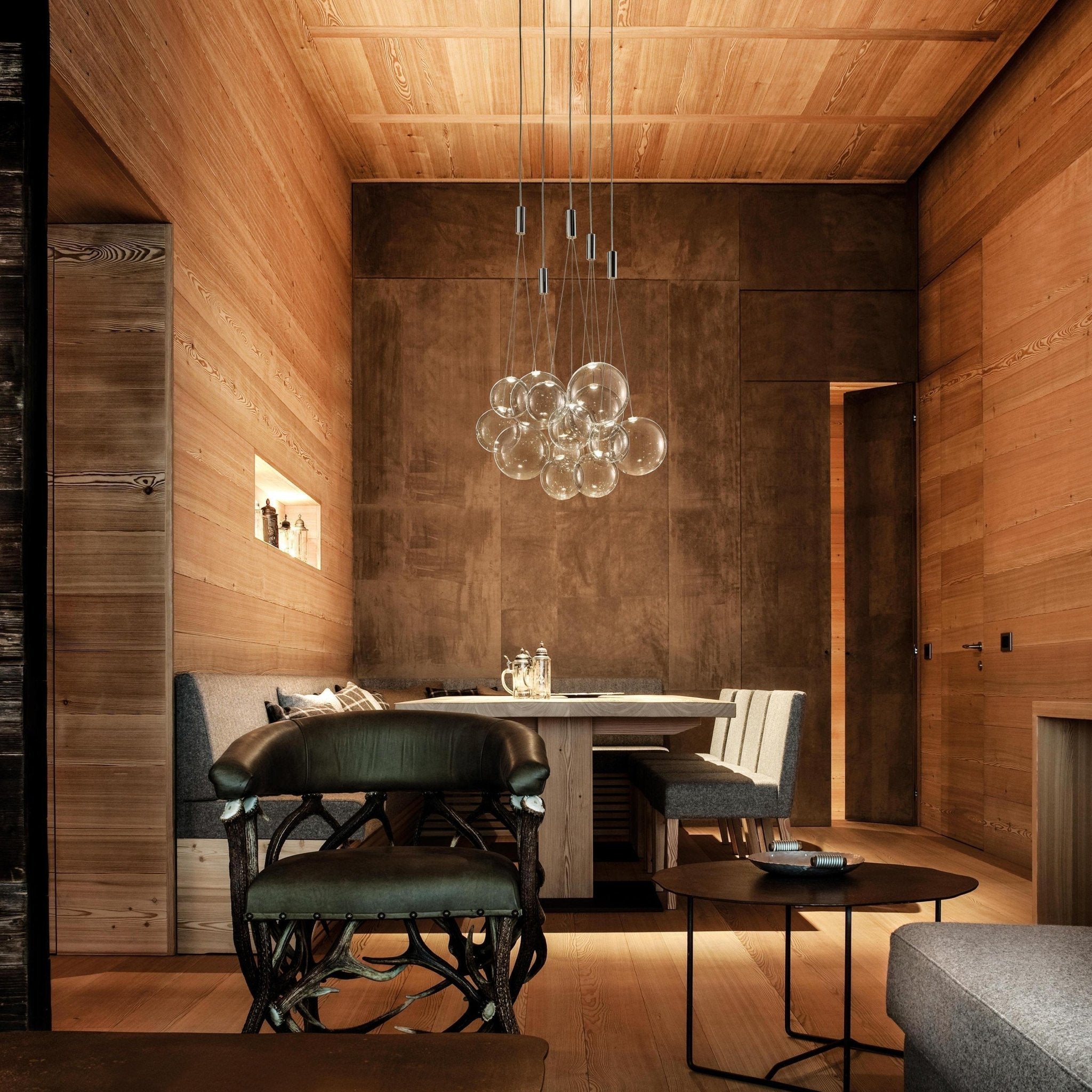Cia Light Luxury Pendant Light-Neutral Decor